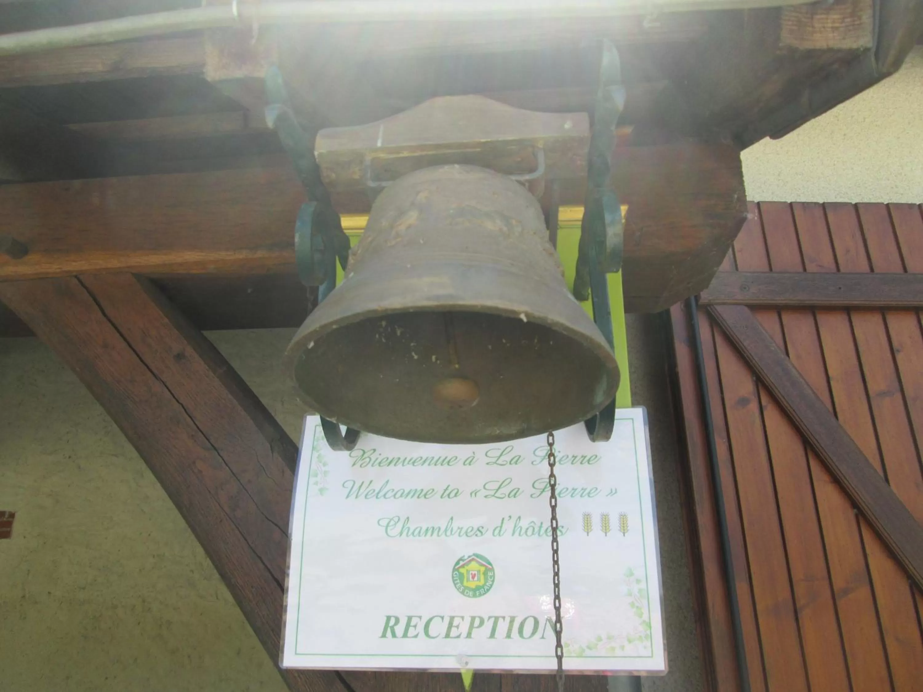 Facade/entrance in Le Champ du Pré