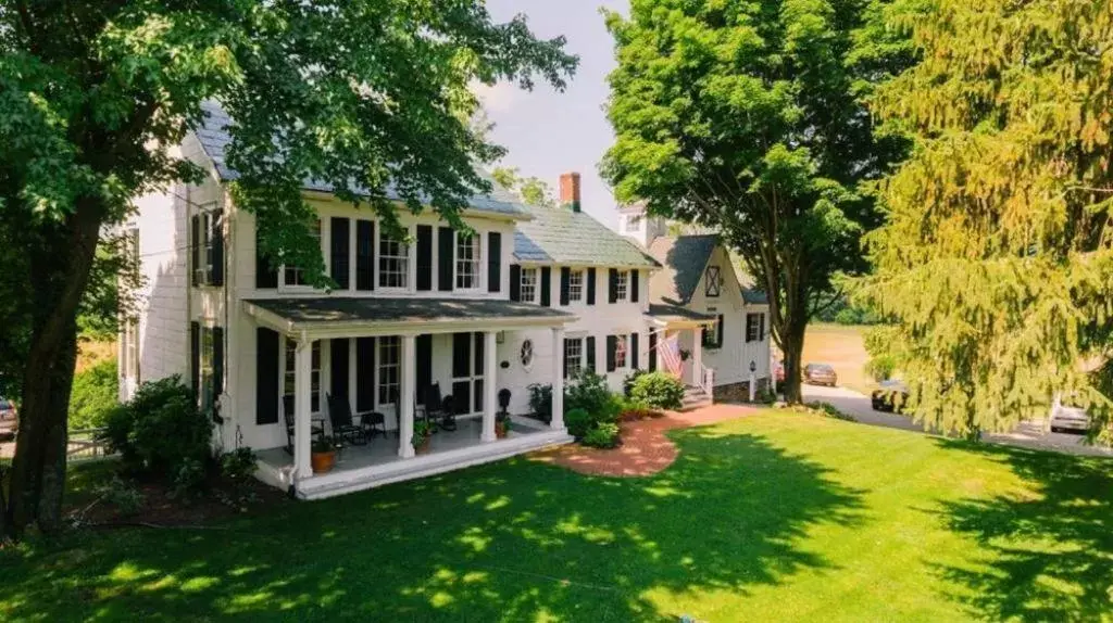 Other, Property Building in The Inn at Stony Creek