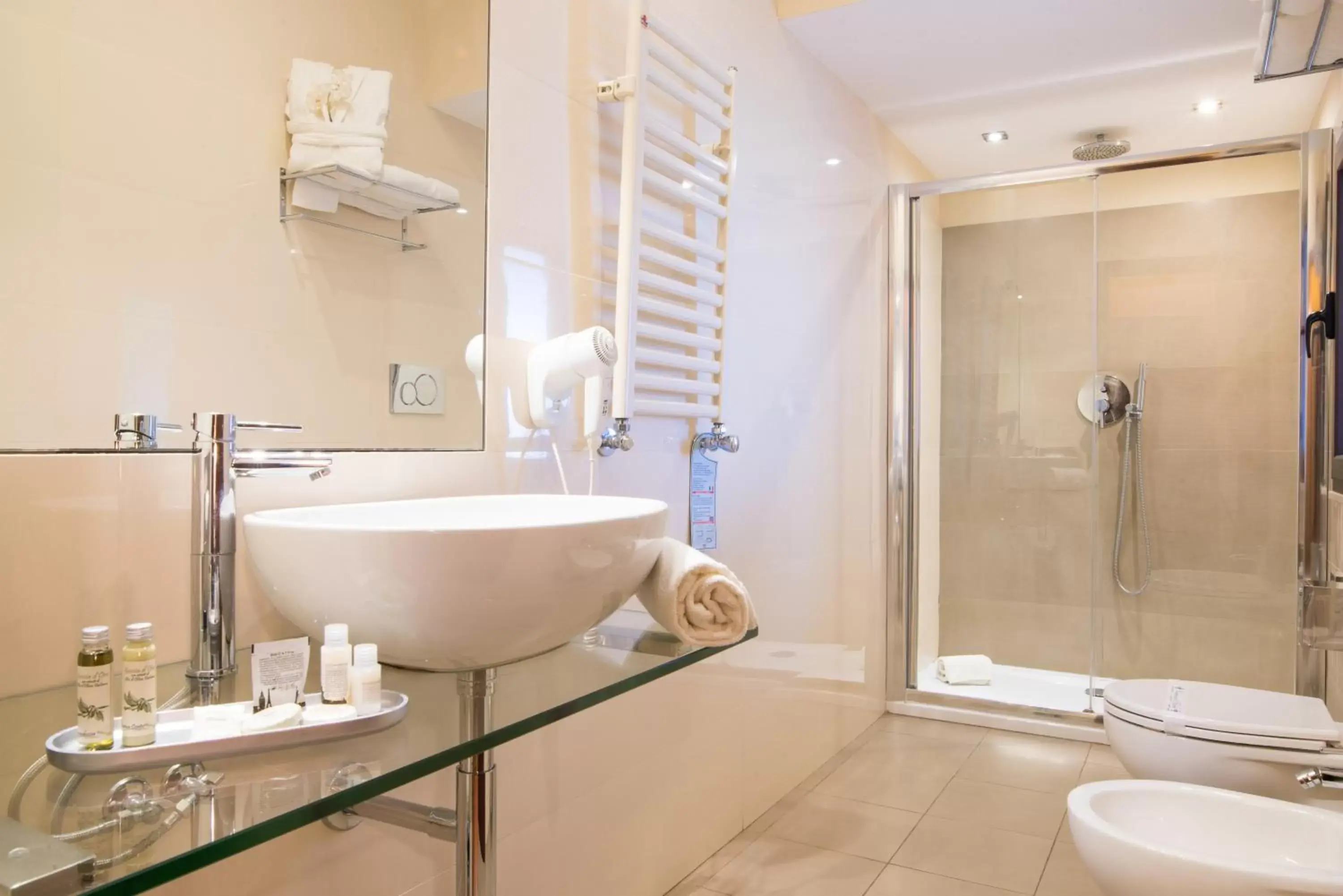 Superior Double or Twin Room with Garden View in Villa Morgana Resort and Spa Superior Double or Twin Room with Garden View in Villa Morgana Resort and Spa