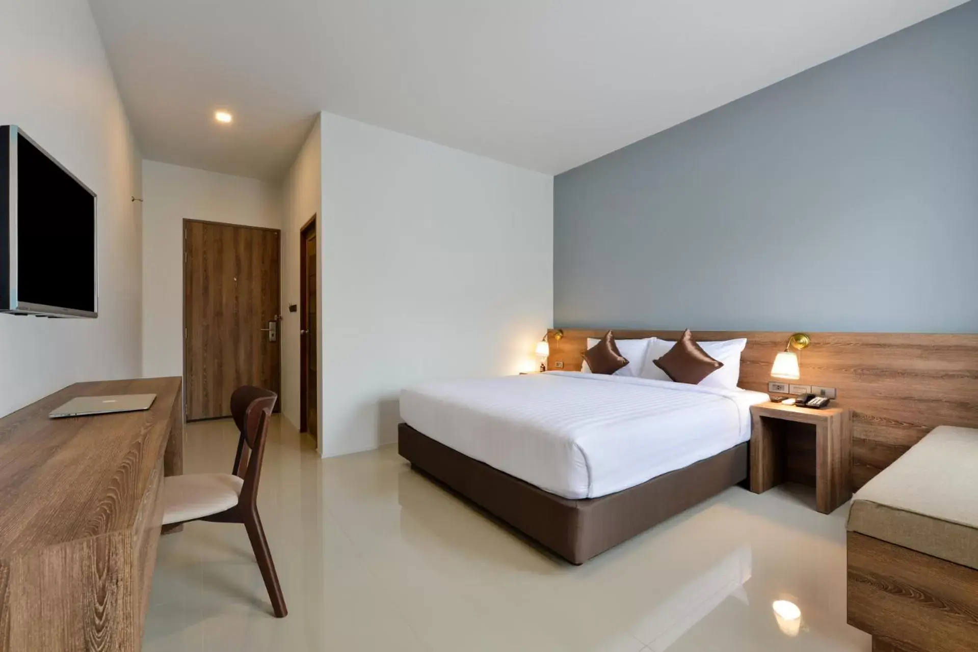 Bedroom, Bed in The Chill at Krabi Hotel