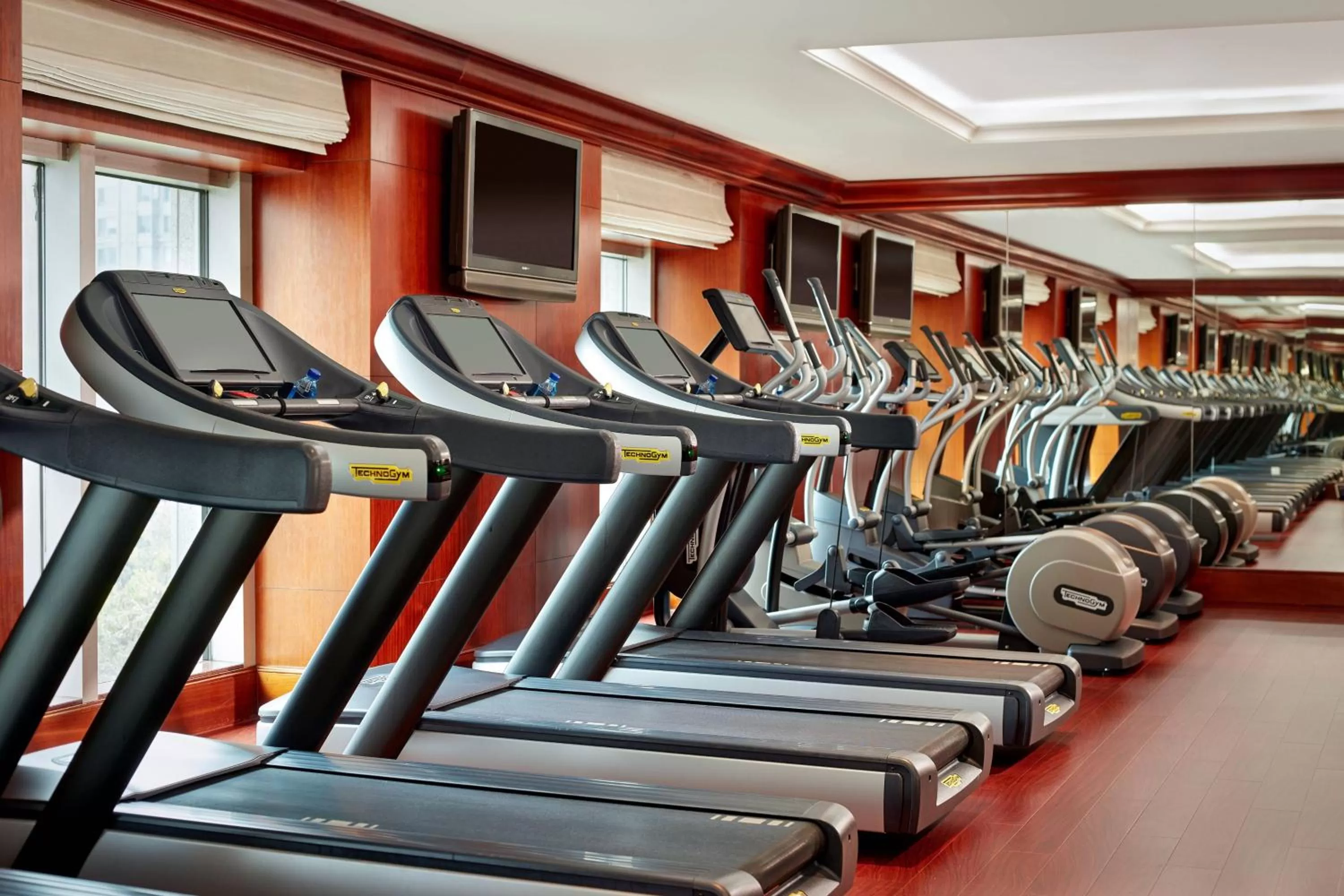 Fitness centre/facilities in The Ritz-Carlton, Guangzhou
