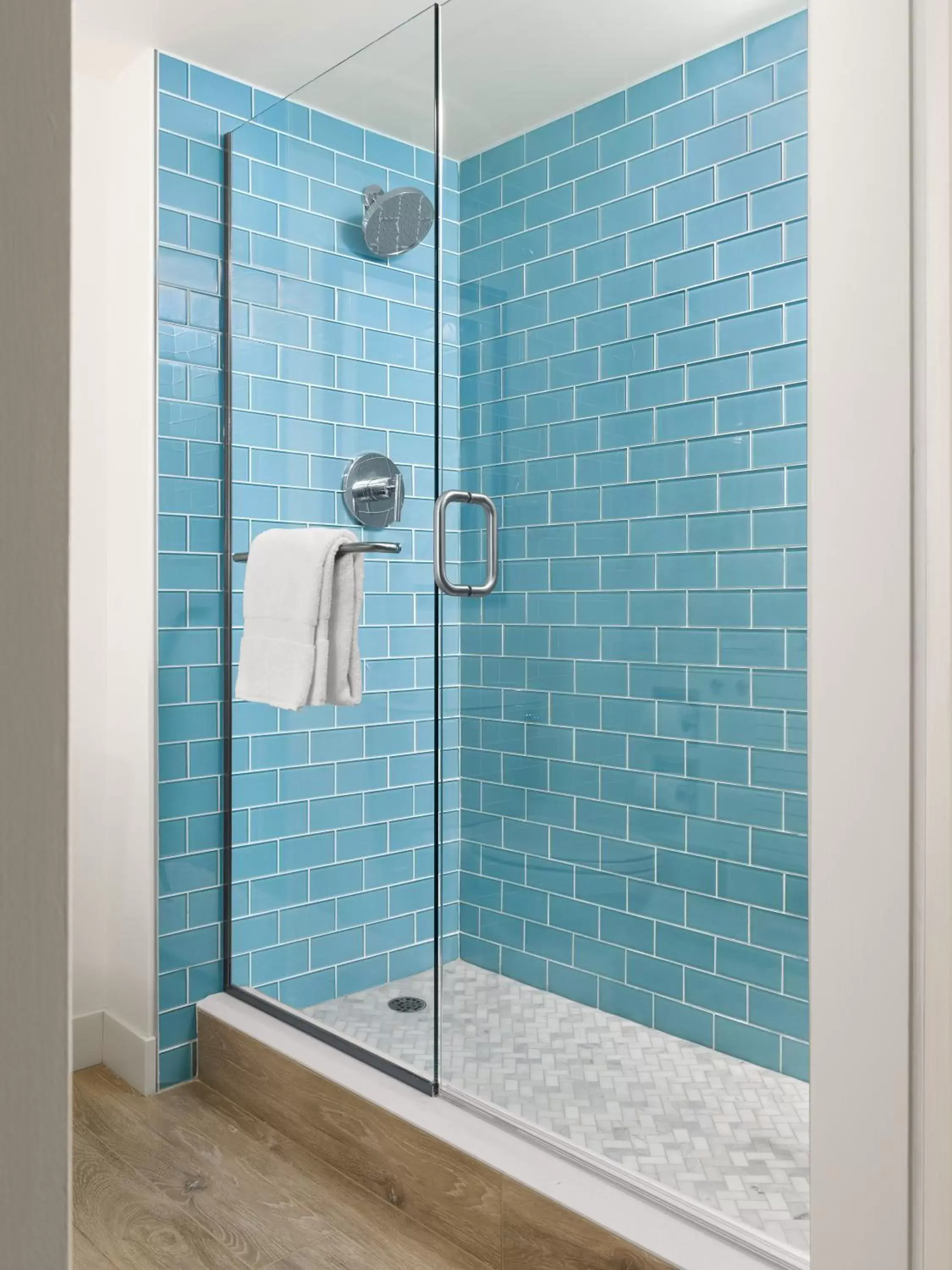 Shower, Bathroom in Lake Tahoe Resort Hotel