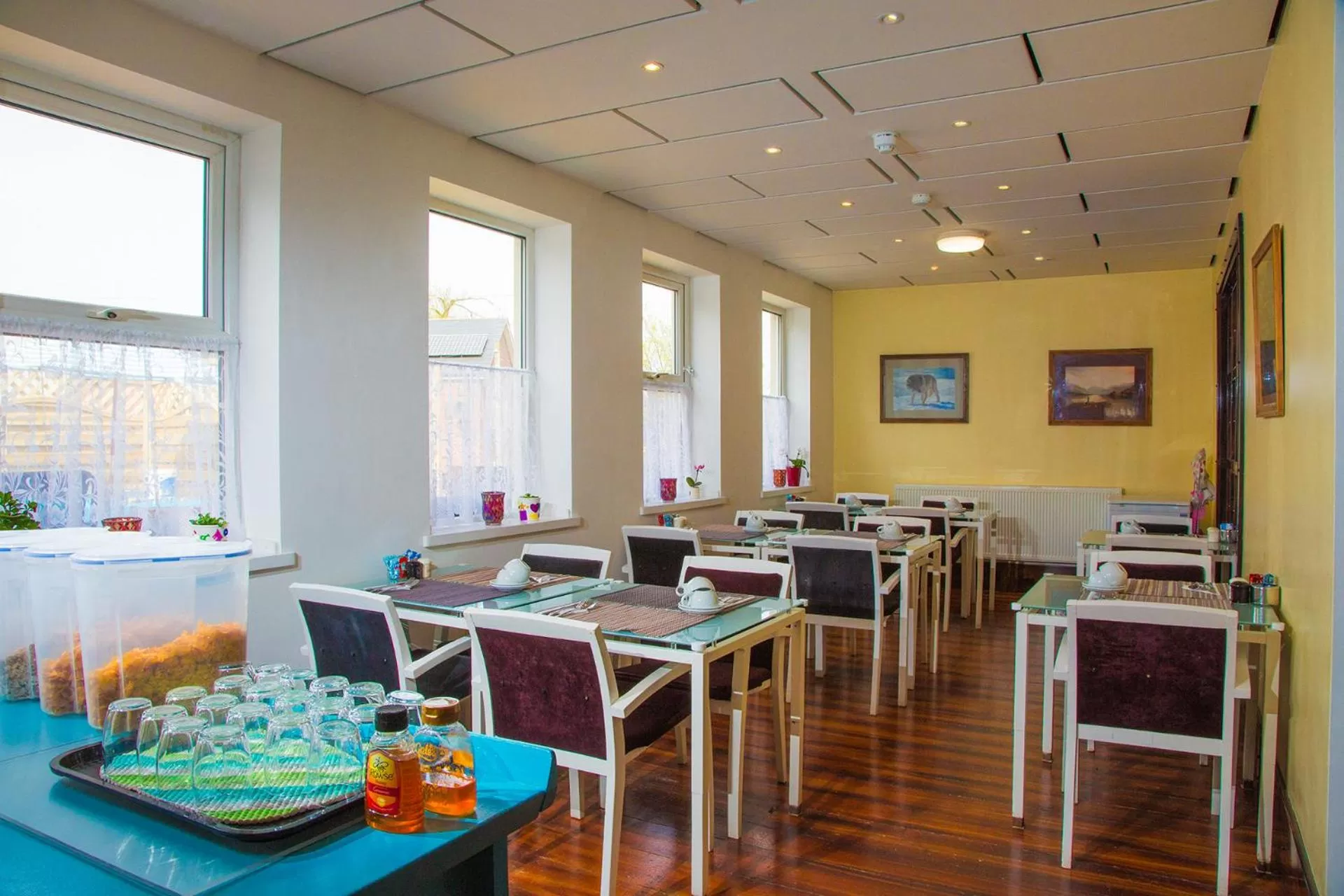 Dining area in Breeze Guest House
