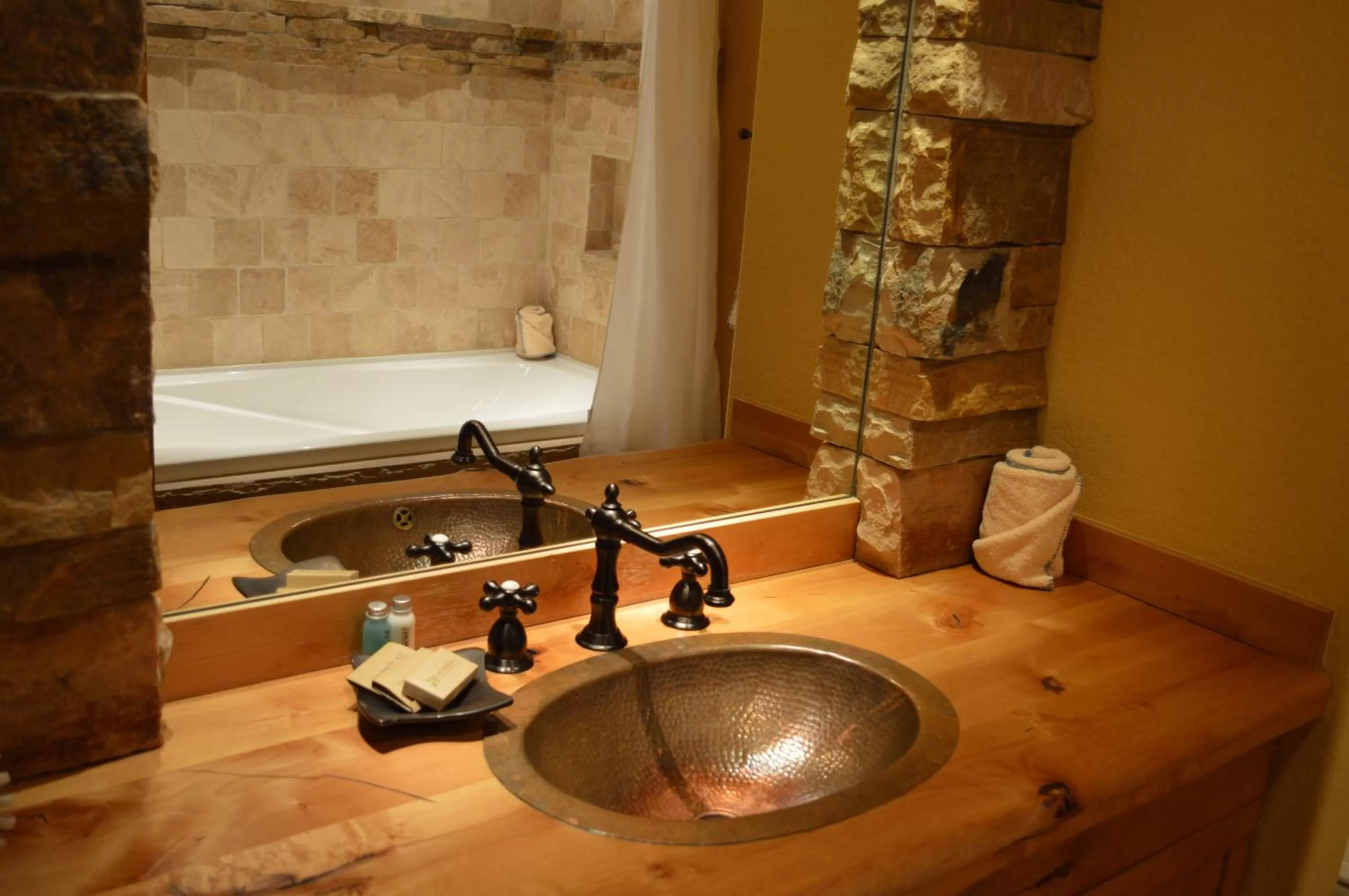 Bathroom in Niwot Inn & Spa