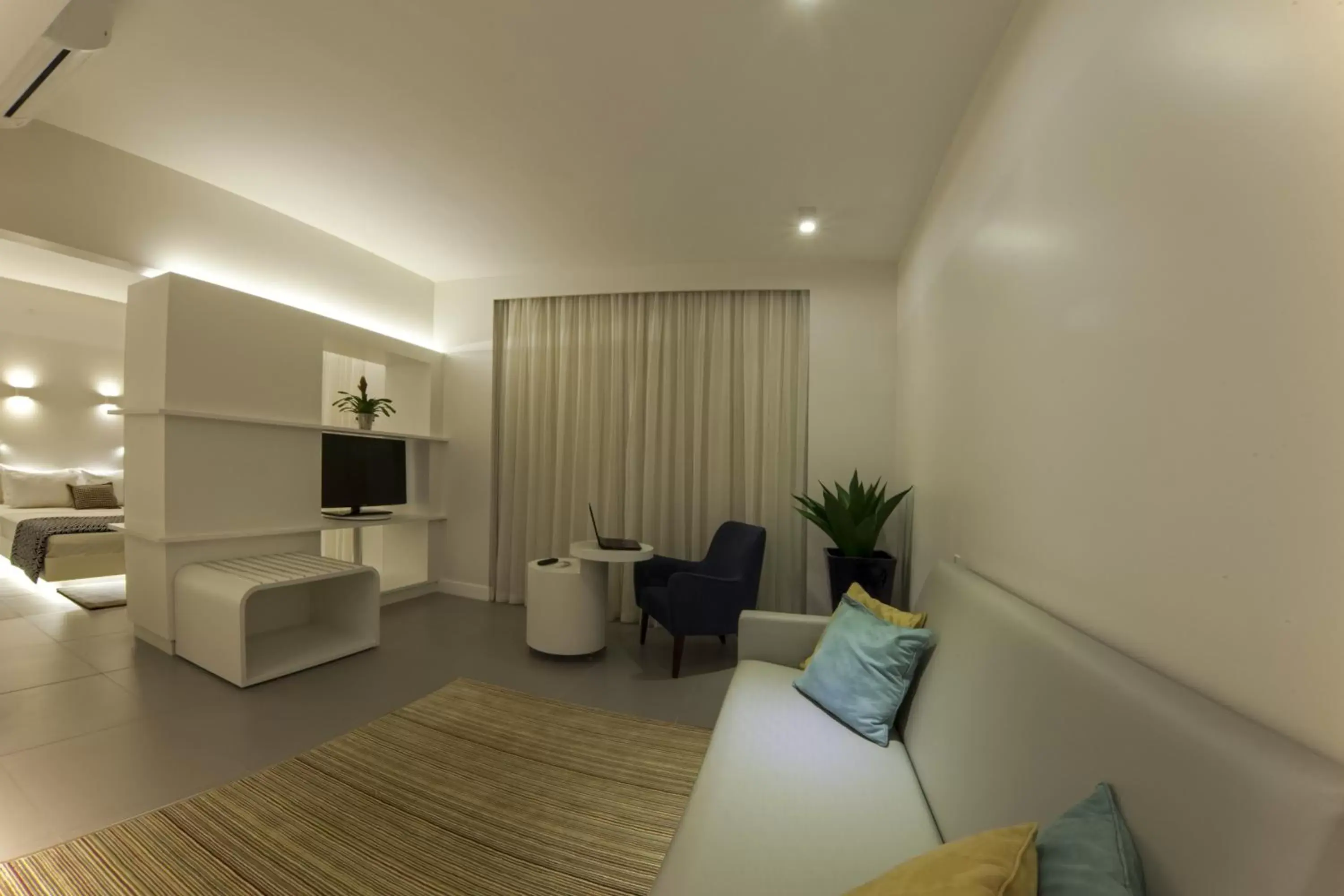 Living room, Seating Area in ibis Styles Pouso Alegre