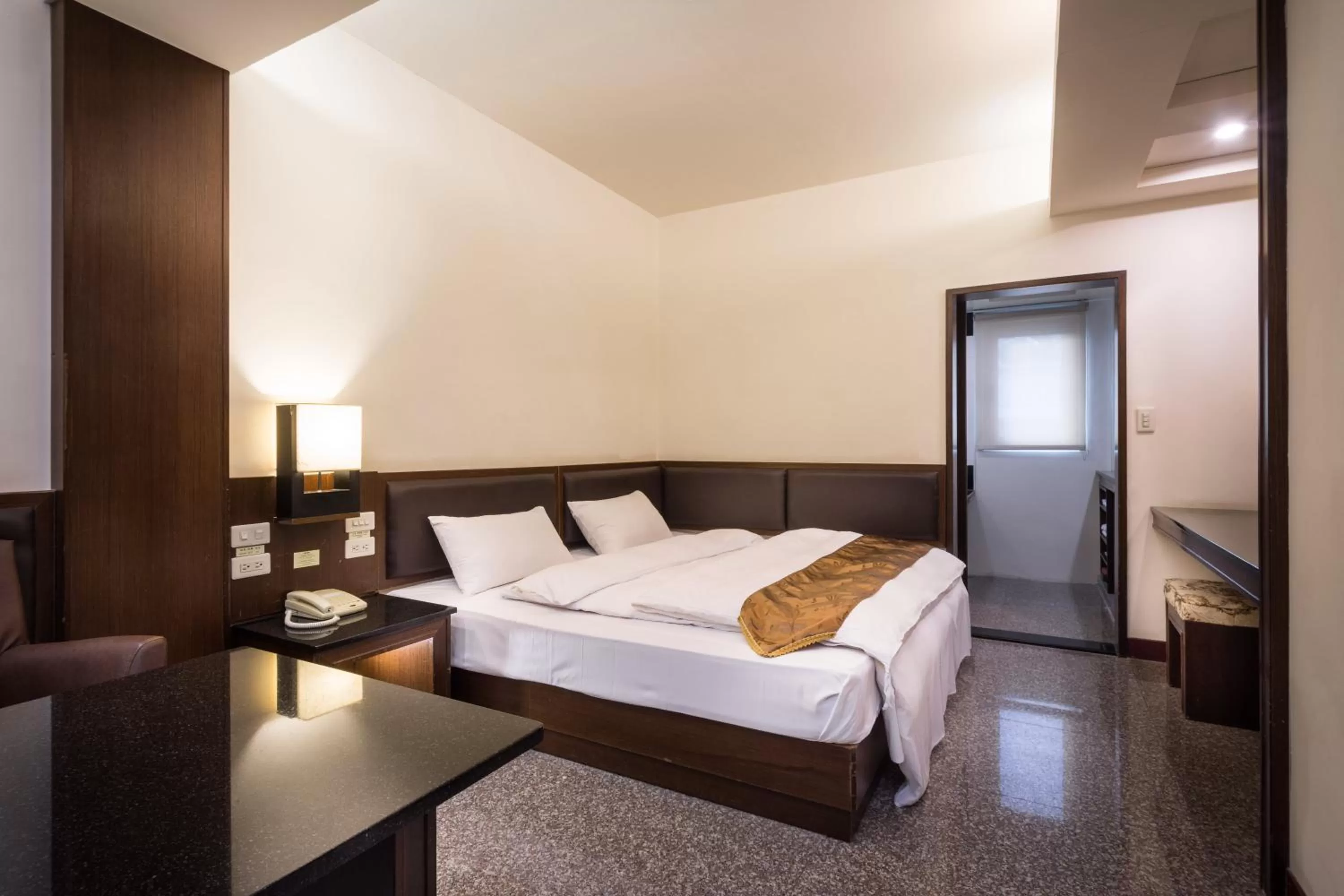 bunk bed, Bed in Twinstar Hotel