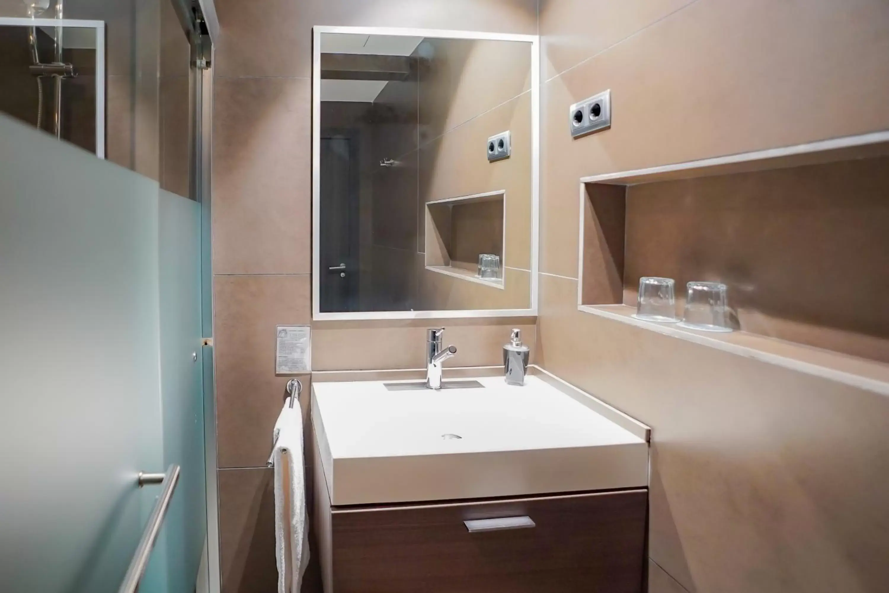 Bathroom in Hotel Constanza
