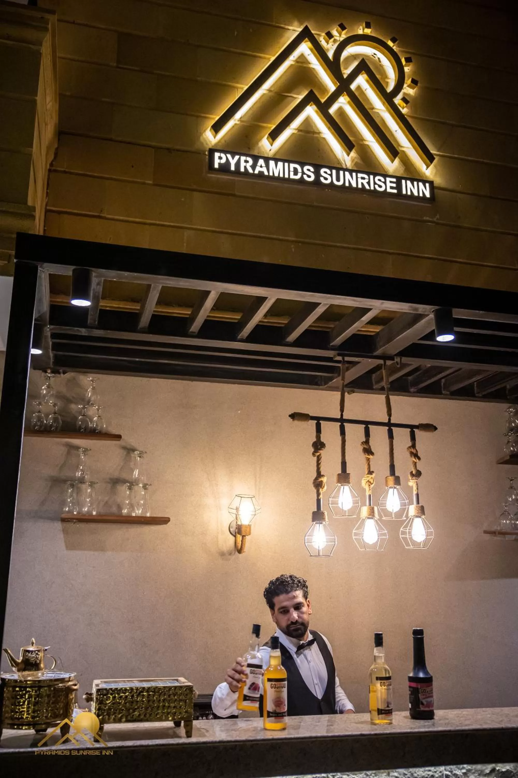 People in Pyramids sunrise inn