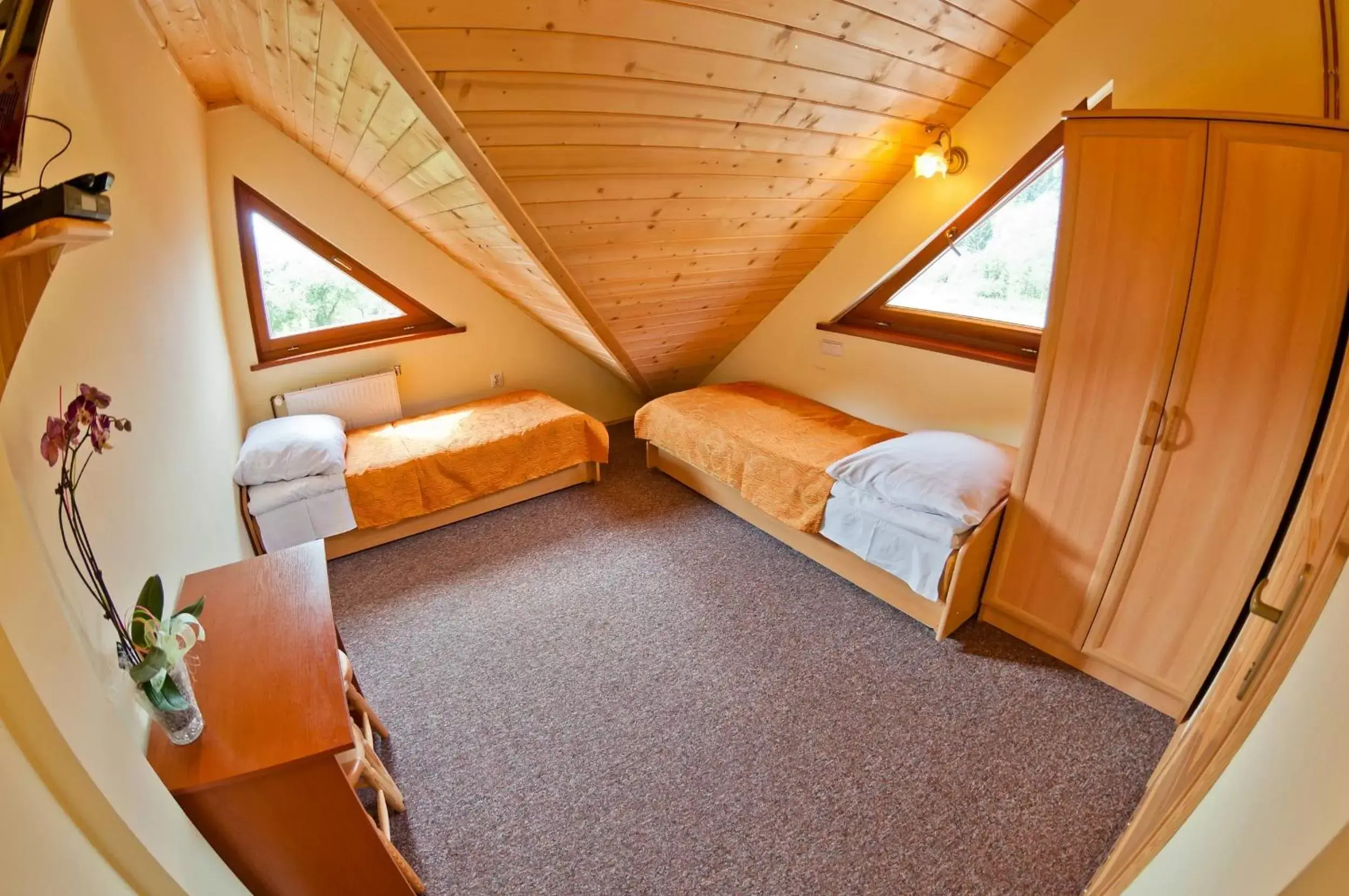 Corner Double Room 7 in Wynajem Pokoi ,,Góry Tatry Wypoczynek "Paweł Kuczyński Corner Double Room 7 in Wynajem Pokoi ,,Góry Tatry Wypoczynek "Paweł Kuczyński