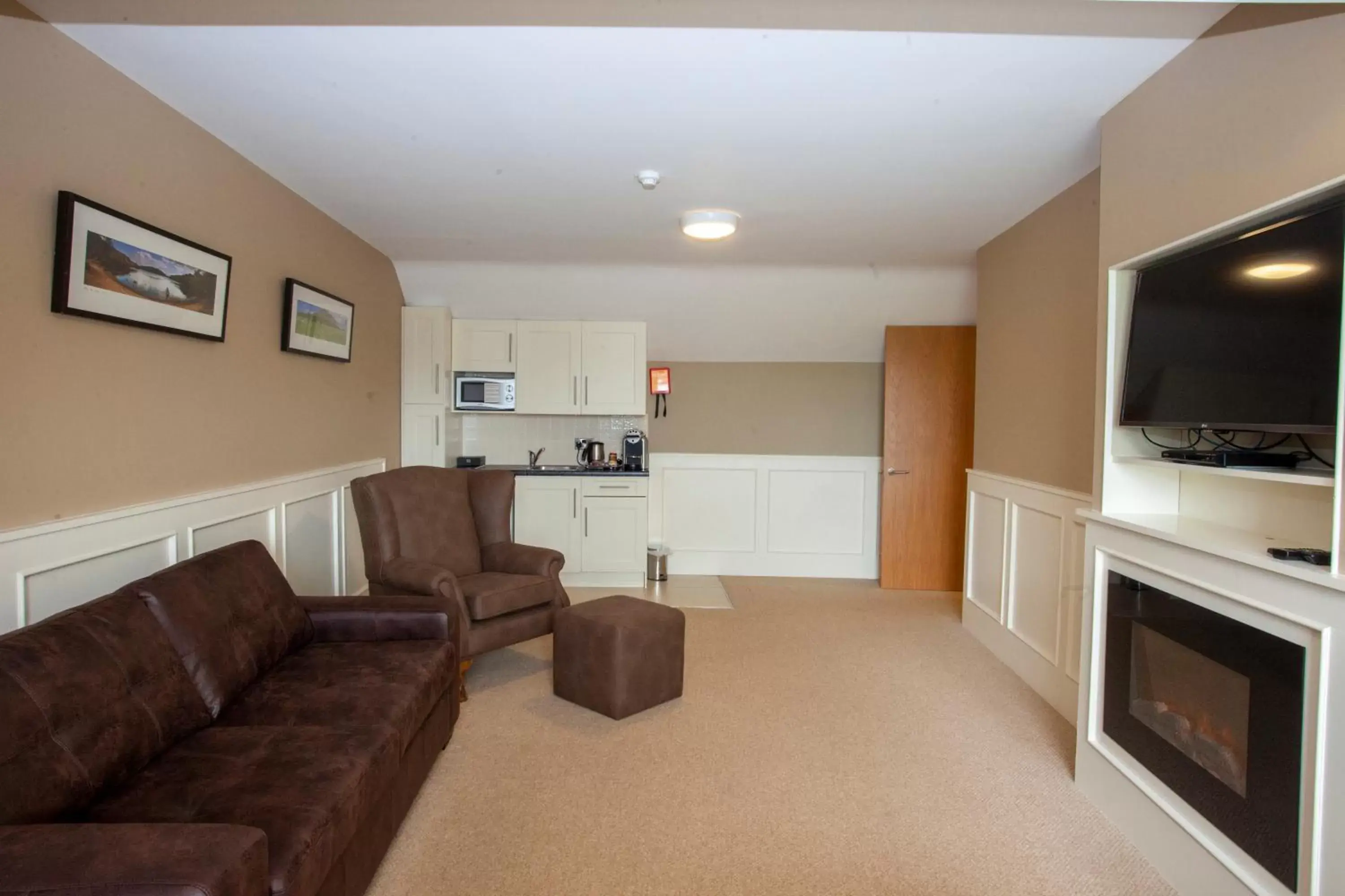 Seating Area in Strandhill Lodge and Suites