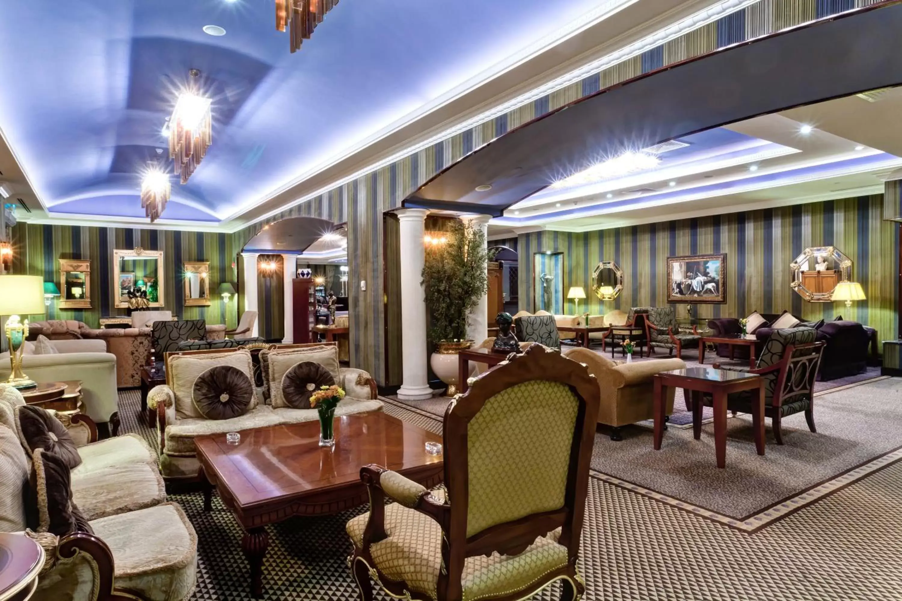 Meals, Restaurant/Places to Eat in Divan Erbil Hotel