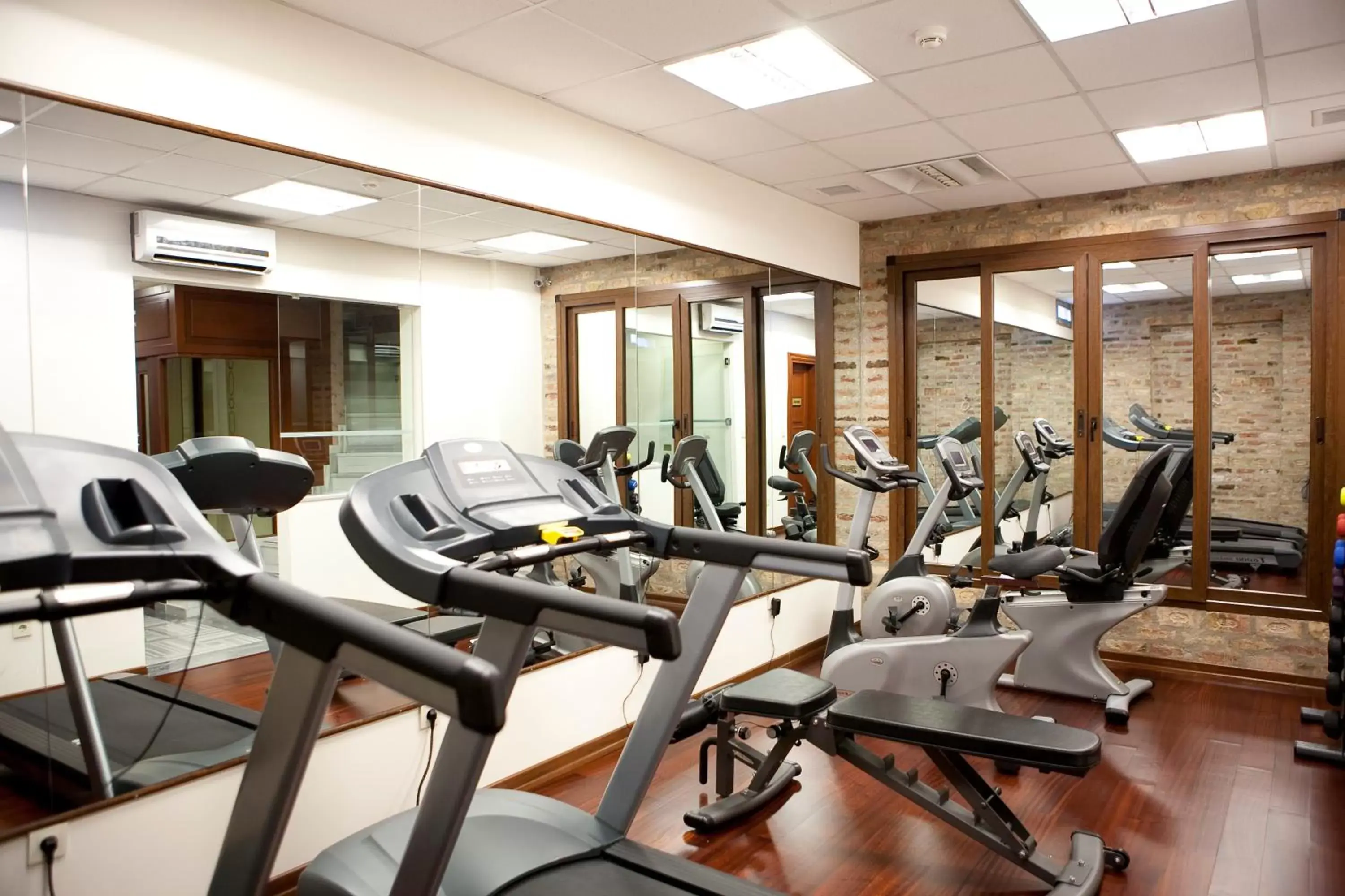 Fitness centre/facilities, Fitness Center/Facilities in Hotel Niles Istanbul