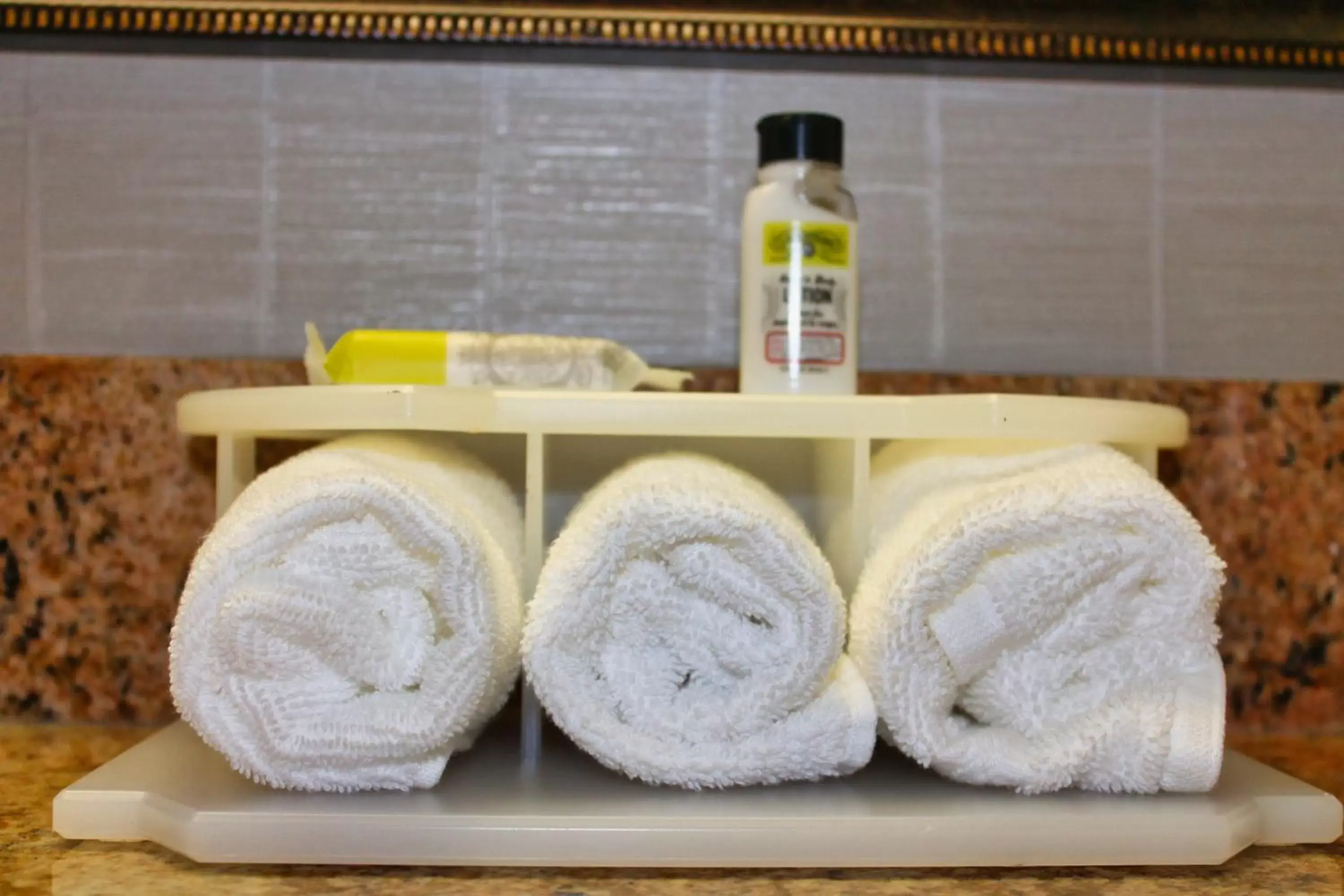 King Room - Mobility Access/Hearing Accessible in Holiday Inn Express Palestine, an IHG Hotel King Room - Mobility Access/Hearing Accessible in Holiday Inn Express Palestine, an IHG Hotel