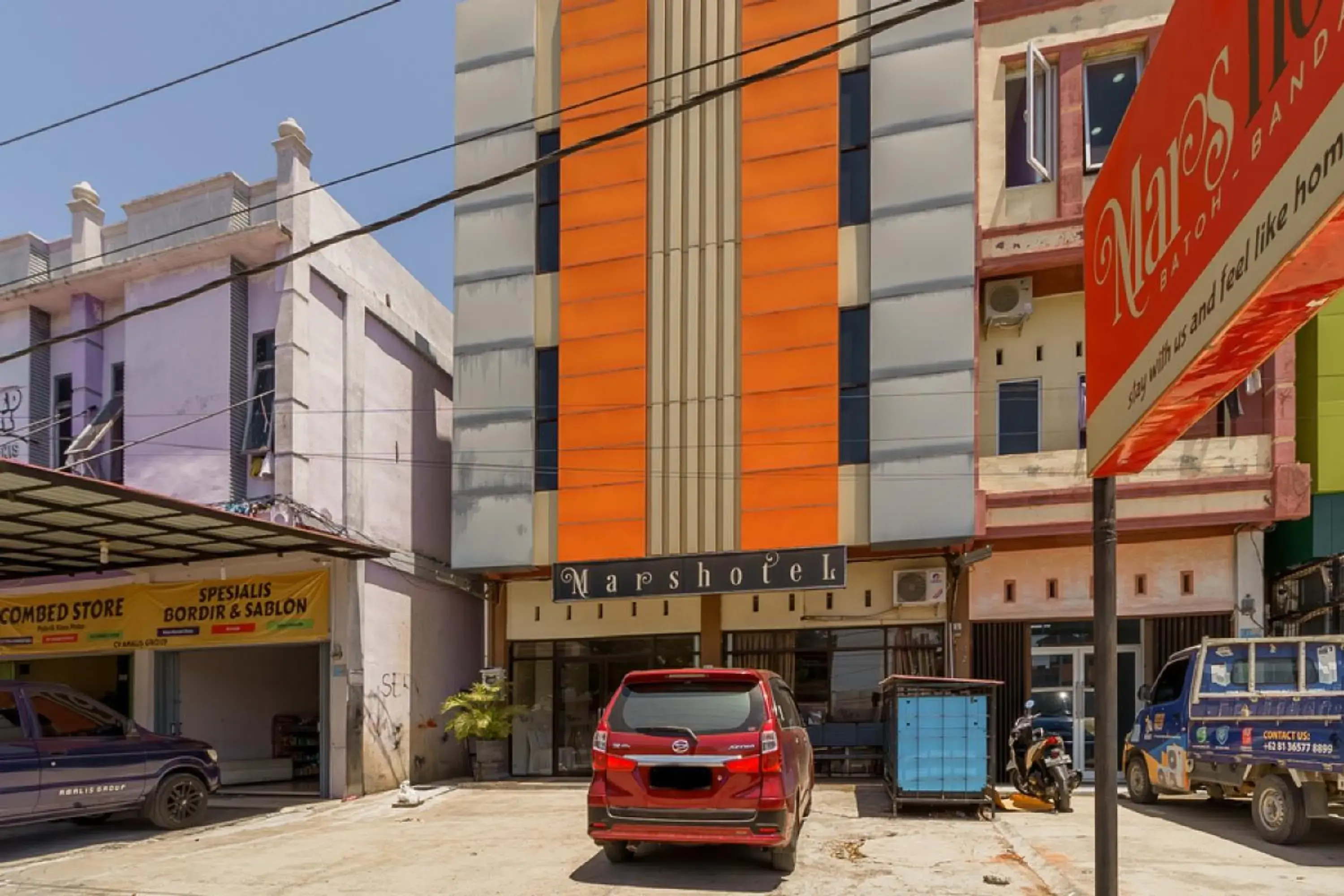 Property Building in RedDoorz Syariah near Simpang Surabaya Aceh
