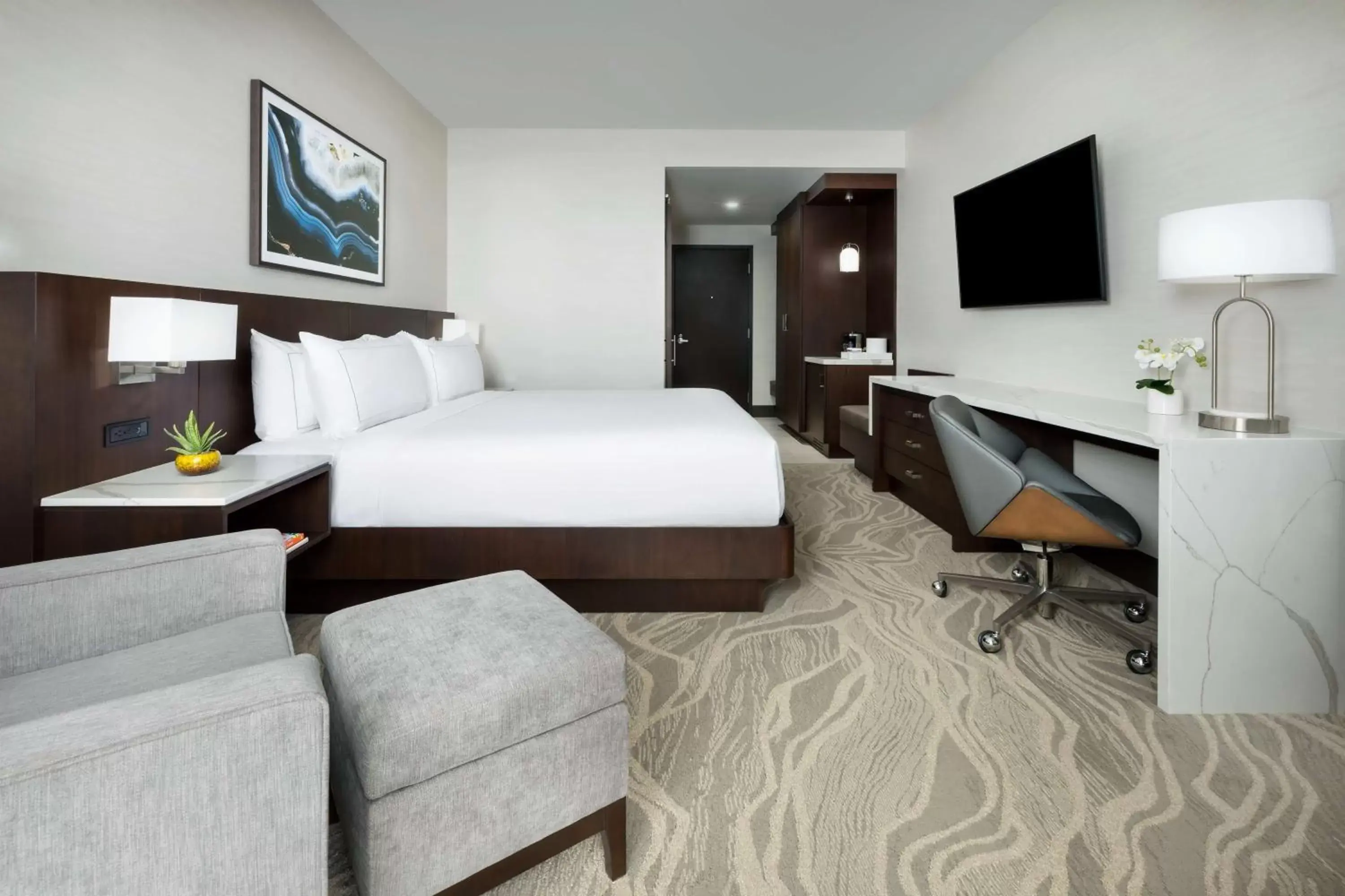 Bedroom, Bed in Doubletree By Hilton Tucson Downtown Convention Center