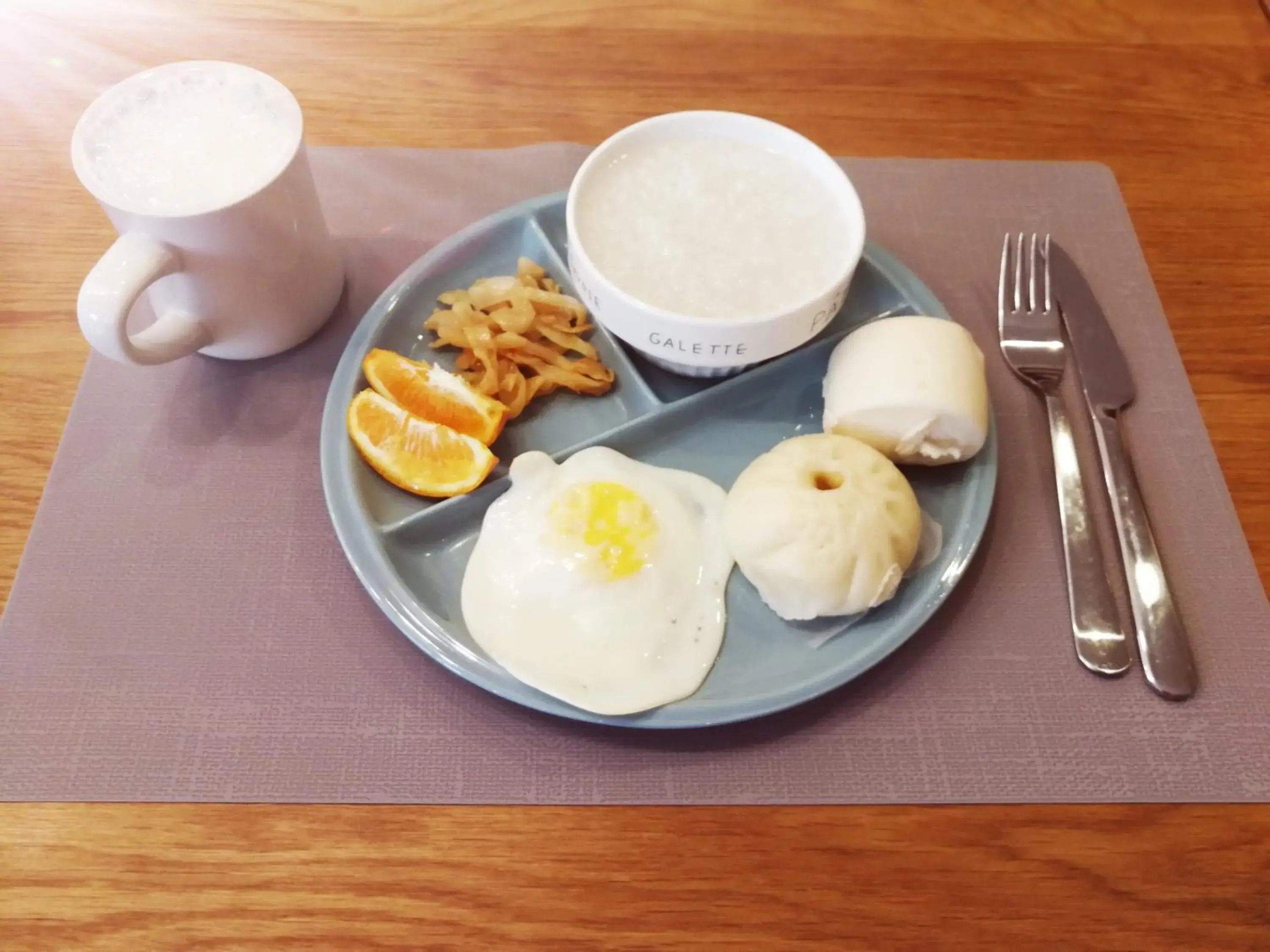 Asian breakfast in Hangzhou Yueshang Yunshe Boutique Hostel