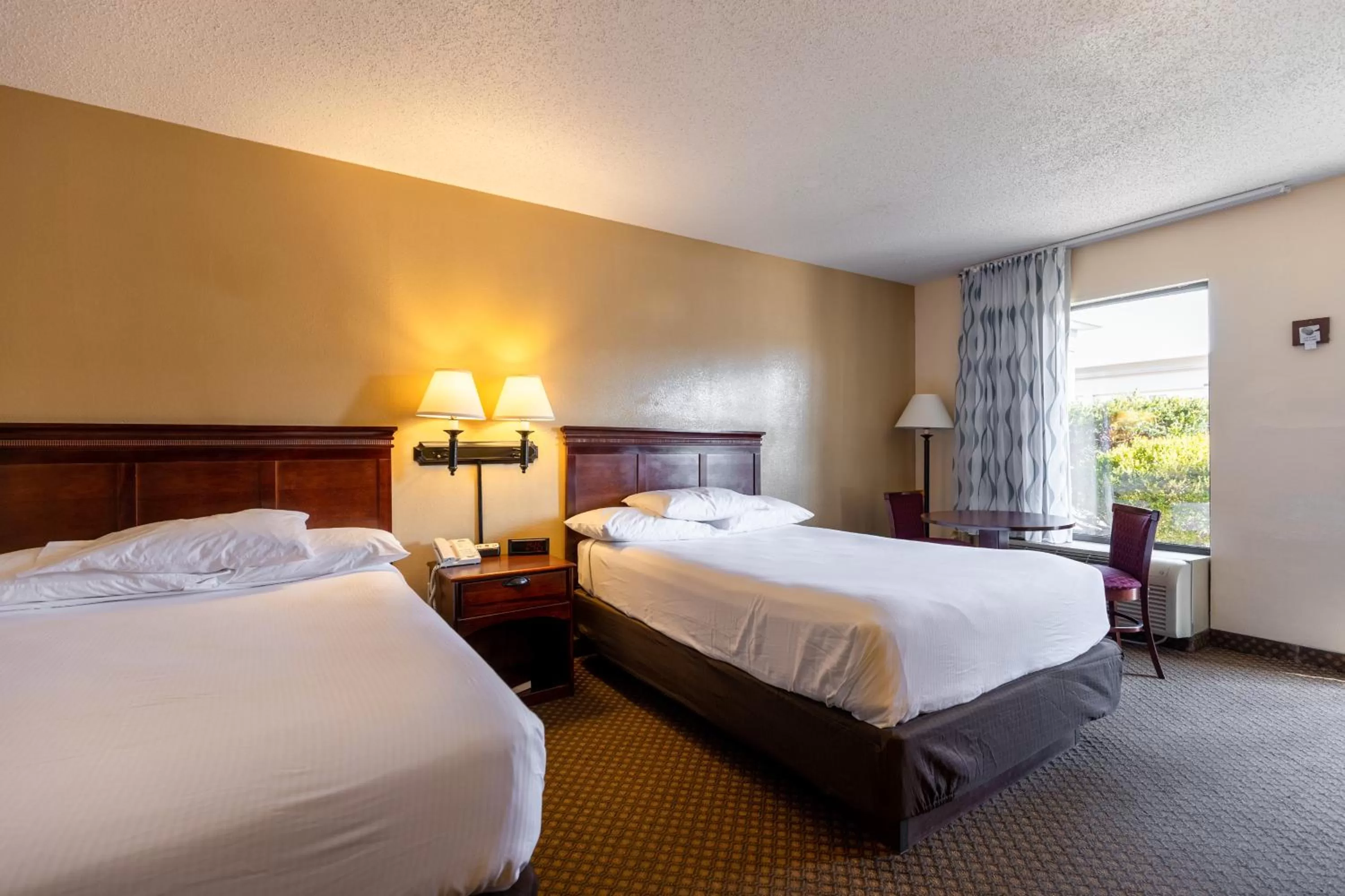 Bed in Days Inn by Wyndham Kuttawa/Eddyville