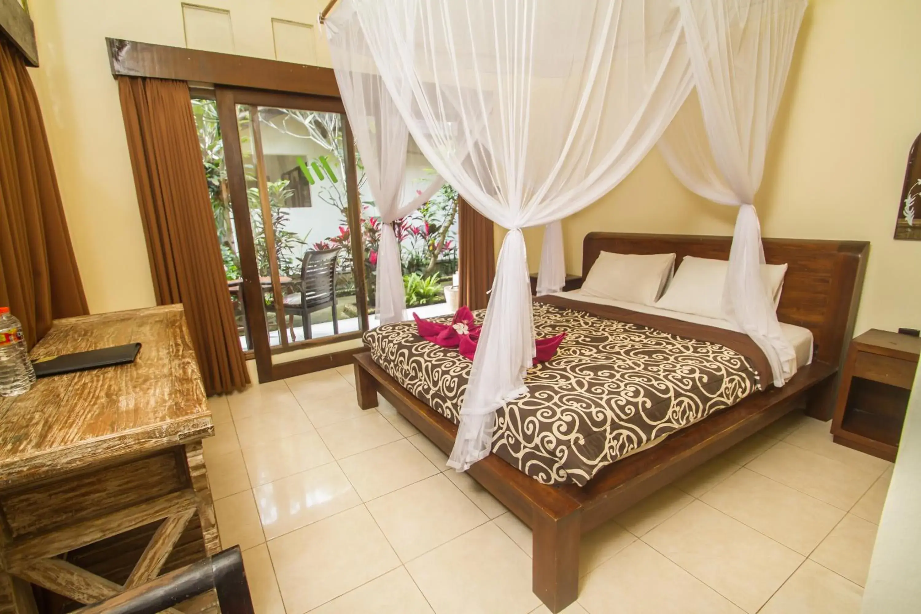 Bed in Omah d'Taman by EPS
