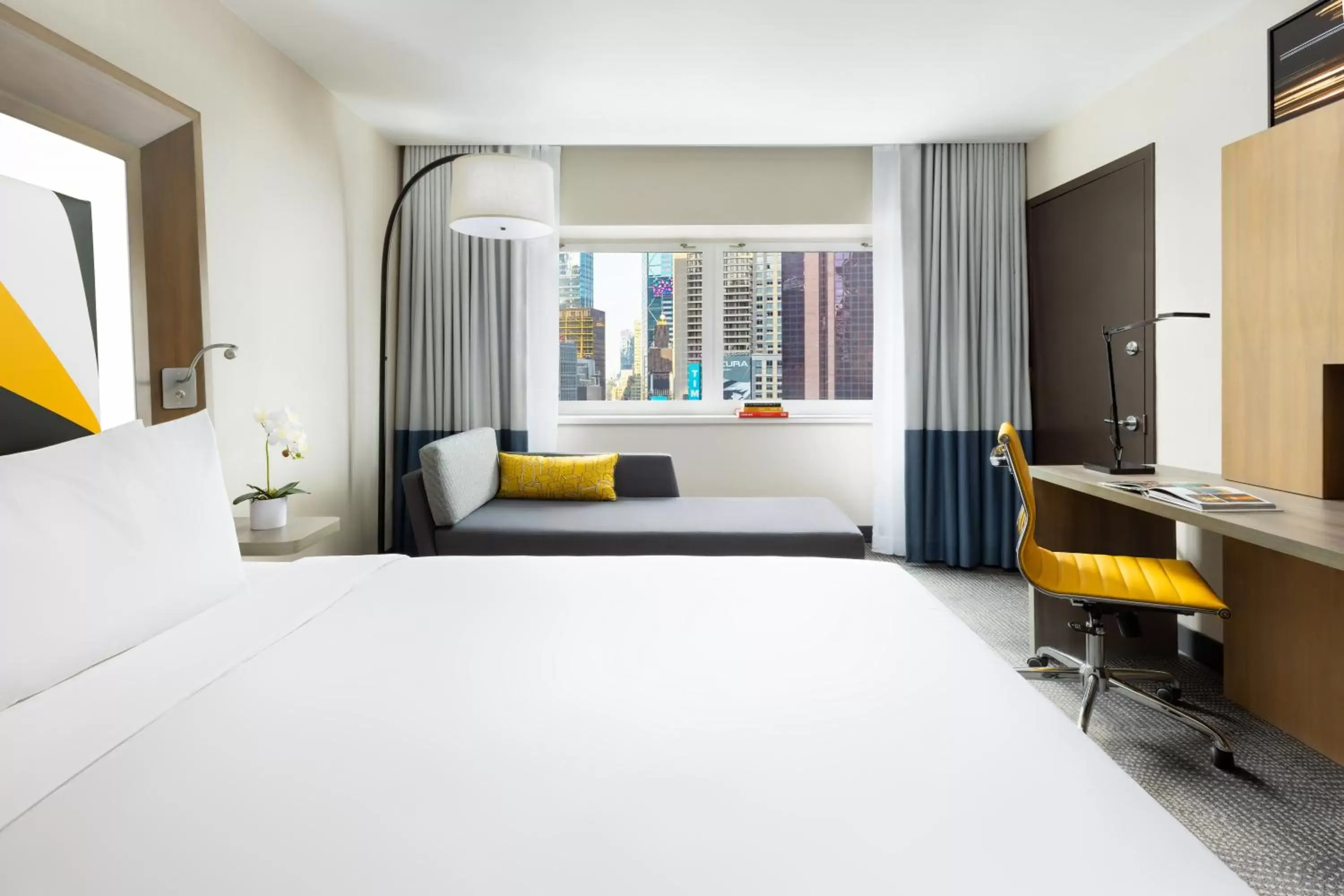 Bedroom, Bed in M Social Hotel Times Square New York