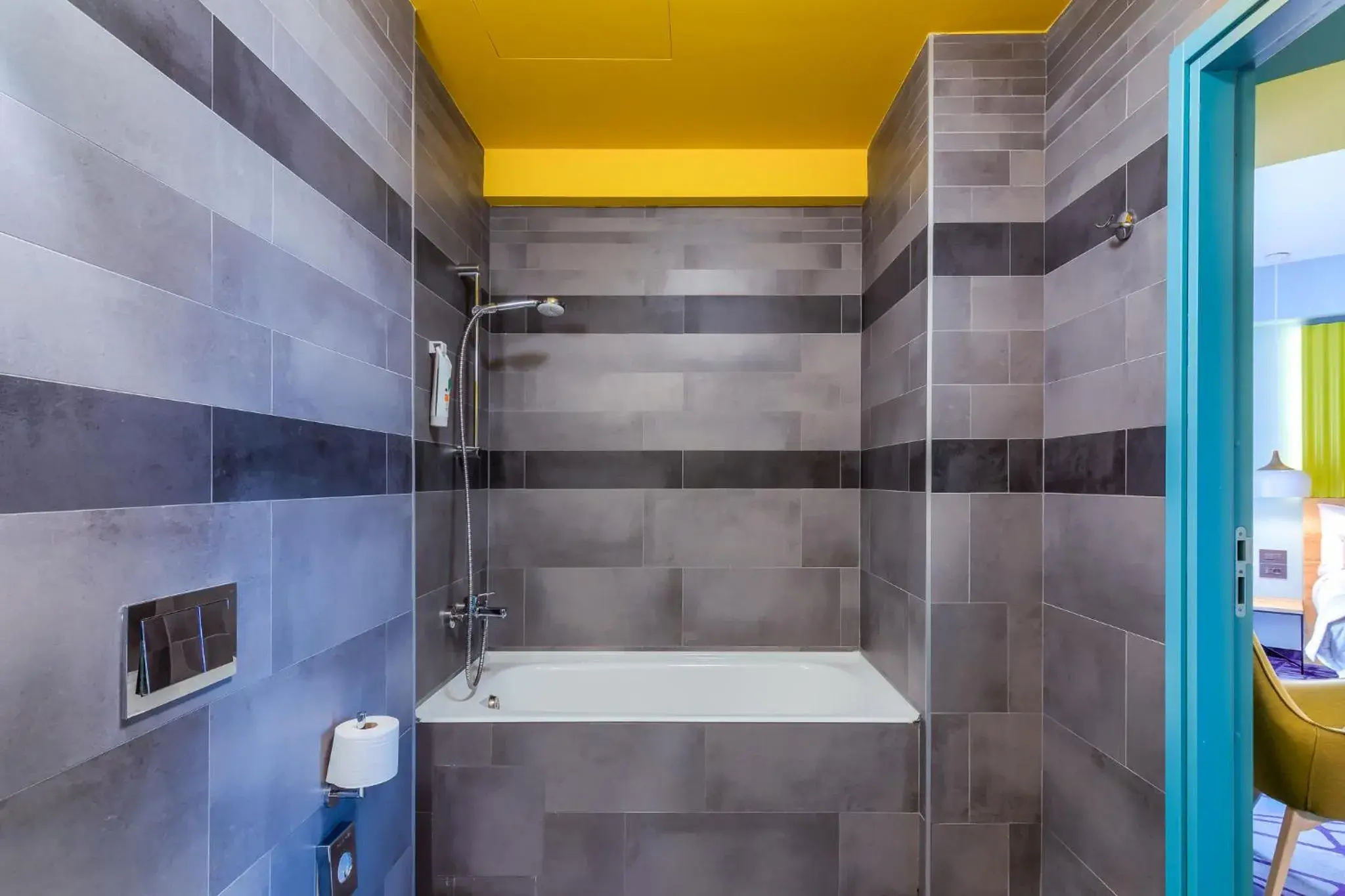 Bathroom in ibis Styles Bucharest Erbas