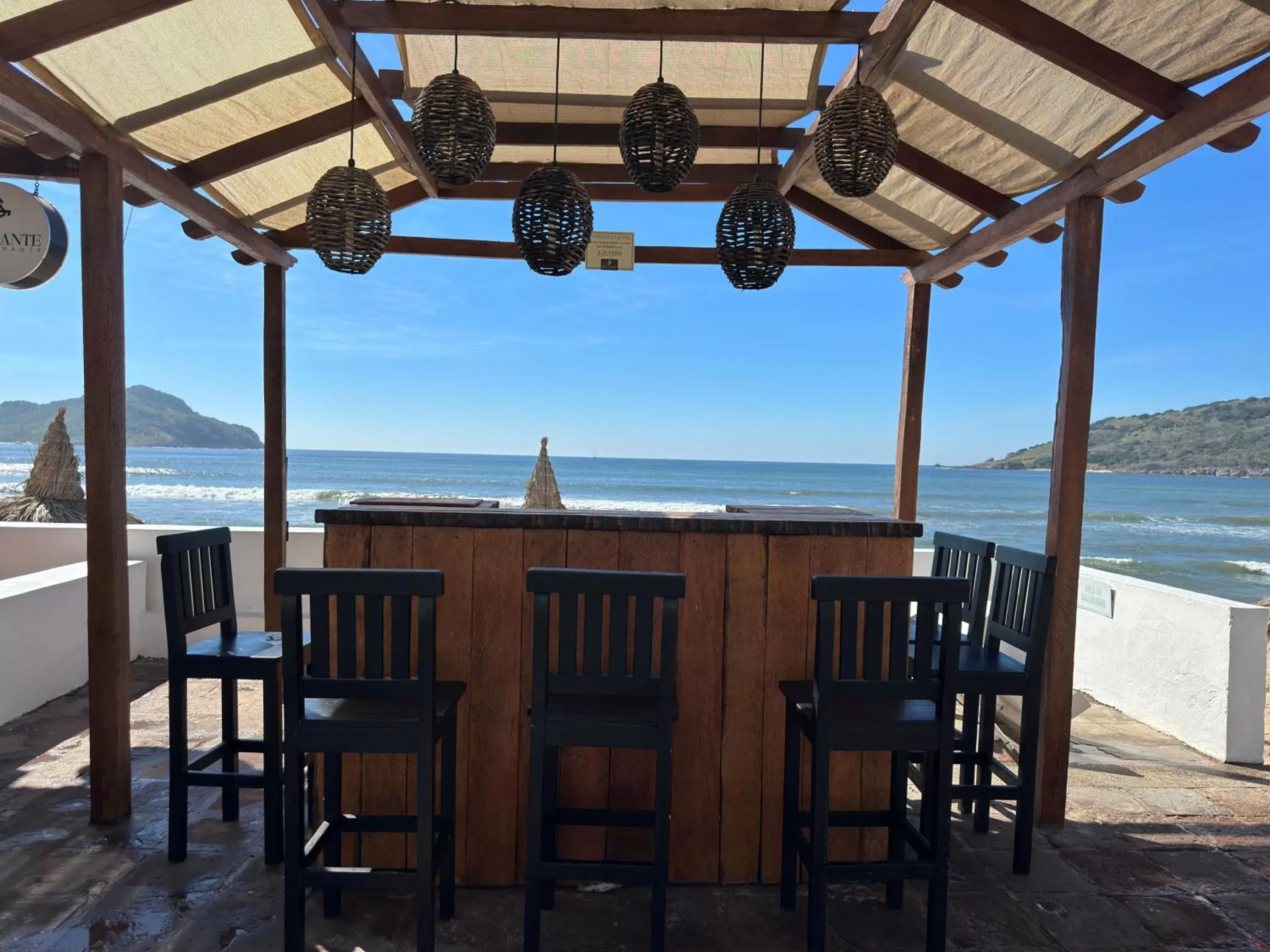 Property building in Hotel Quijote Inn Property building in Hotel Quijote Inn