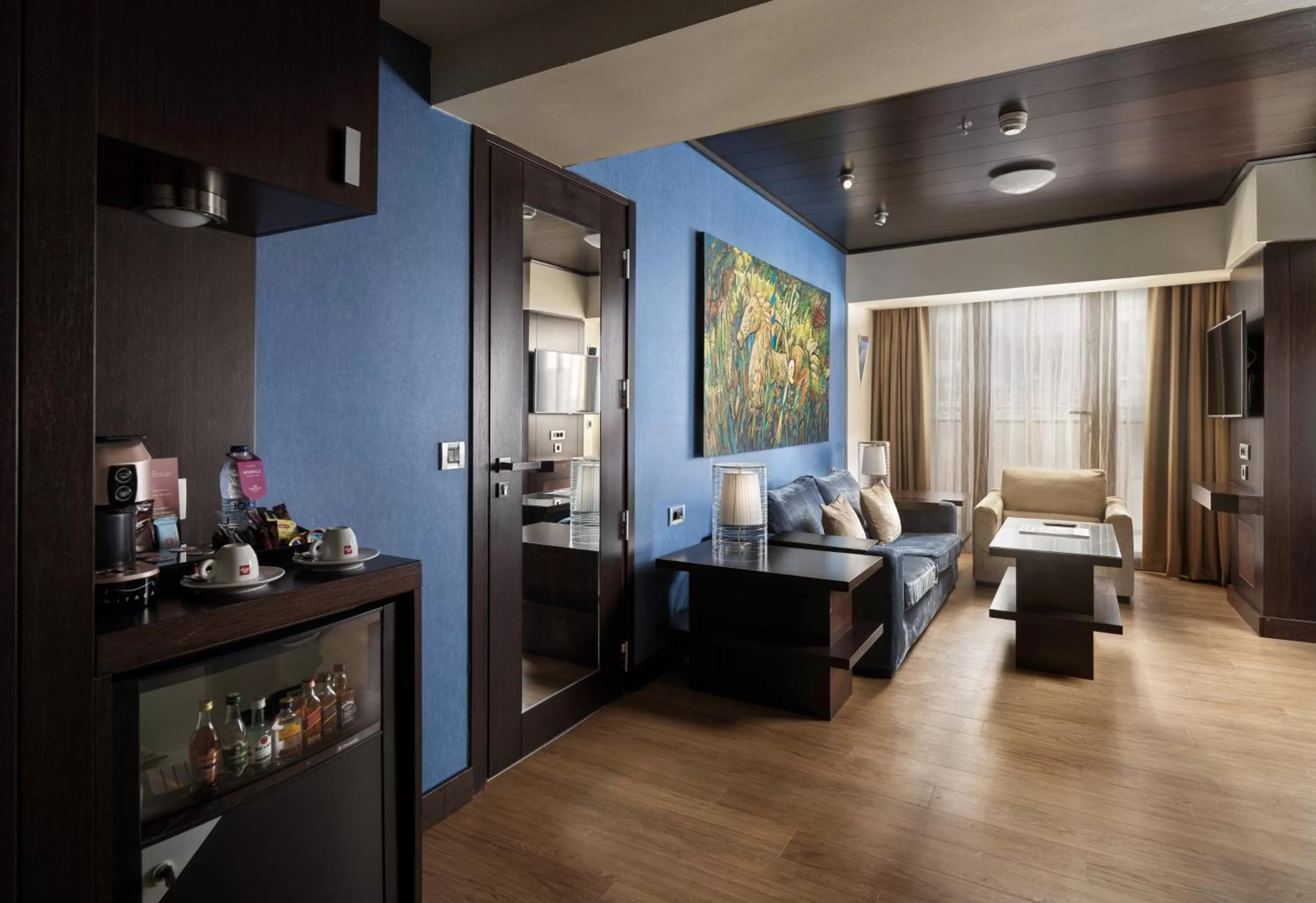 Bedroom in Crowne Plaza Athens City Centre by IHG