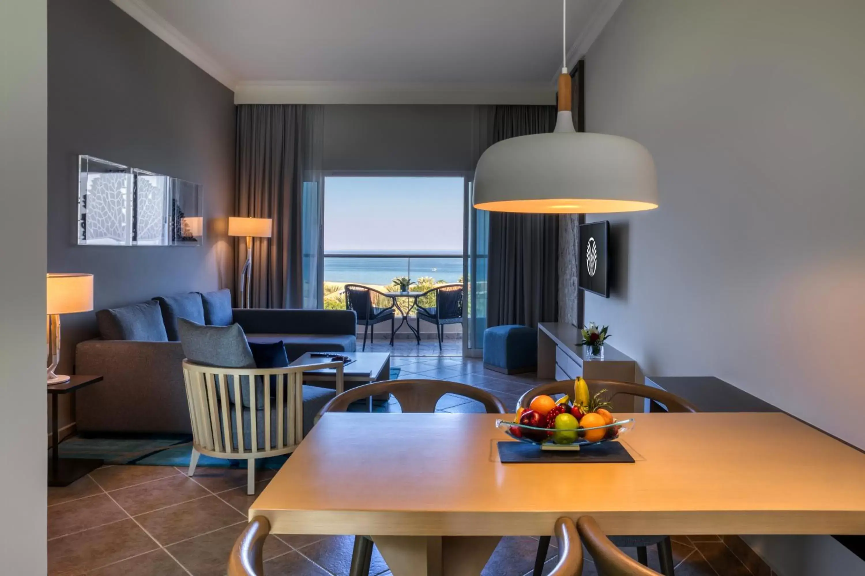 Dining area in Fujairah Rotana Resort & Spa - Al Aqah Beach