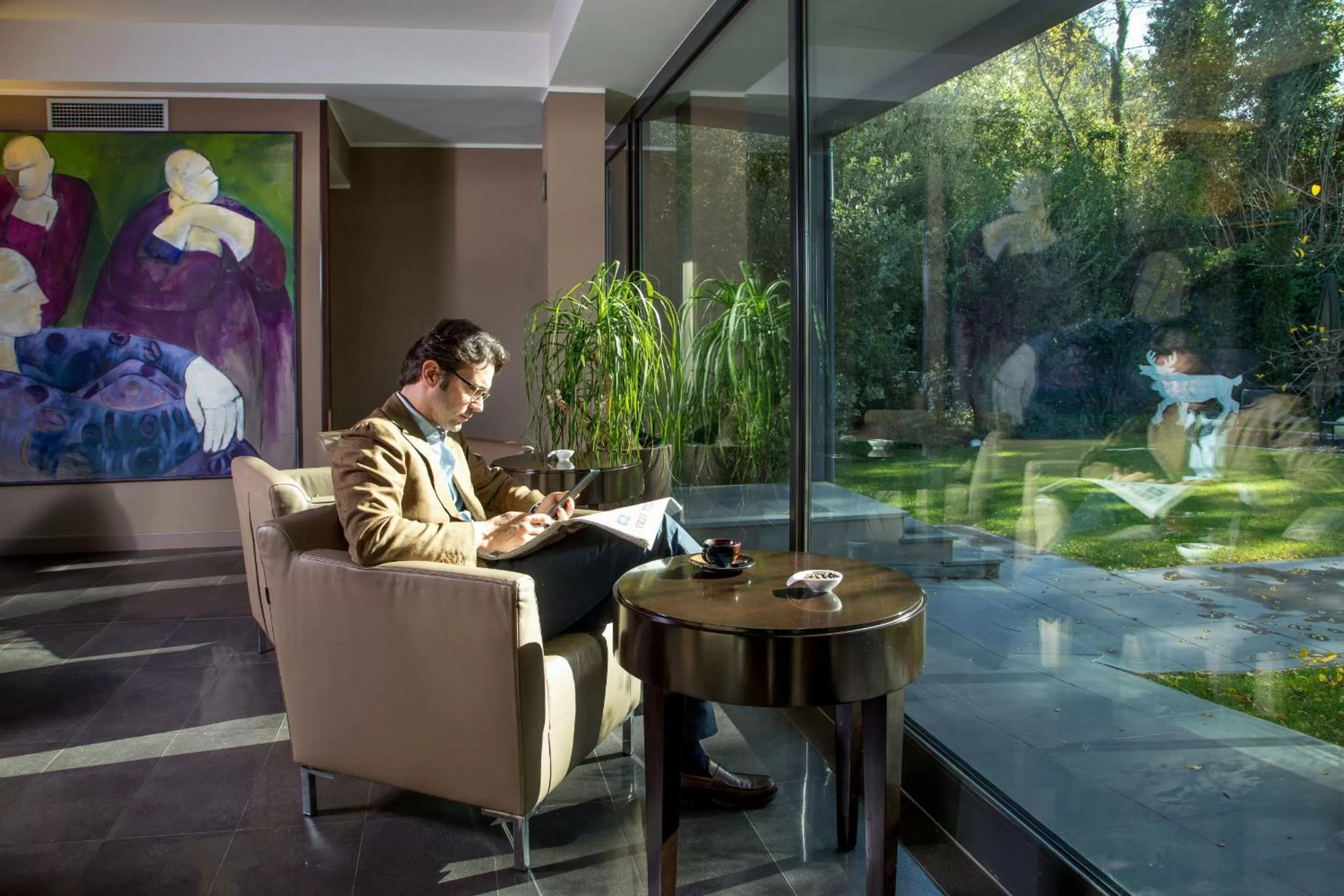 Communal lounge/ TV room in Park Hotel Sabina