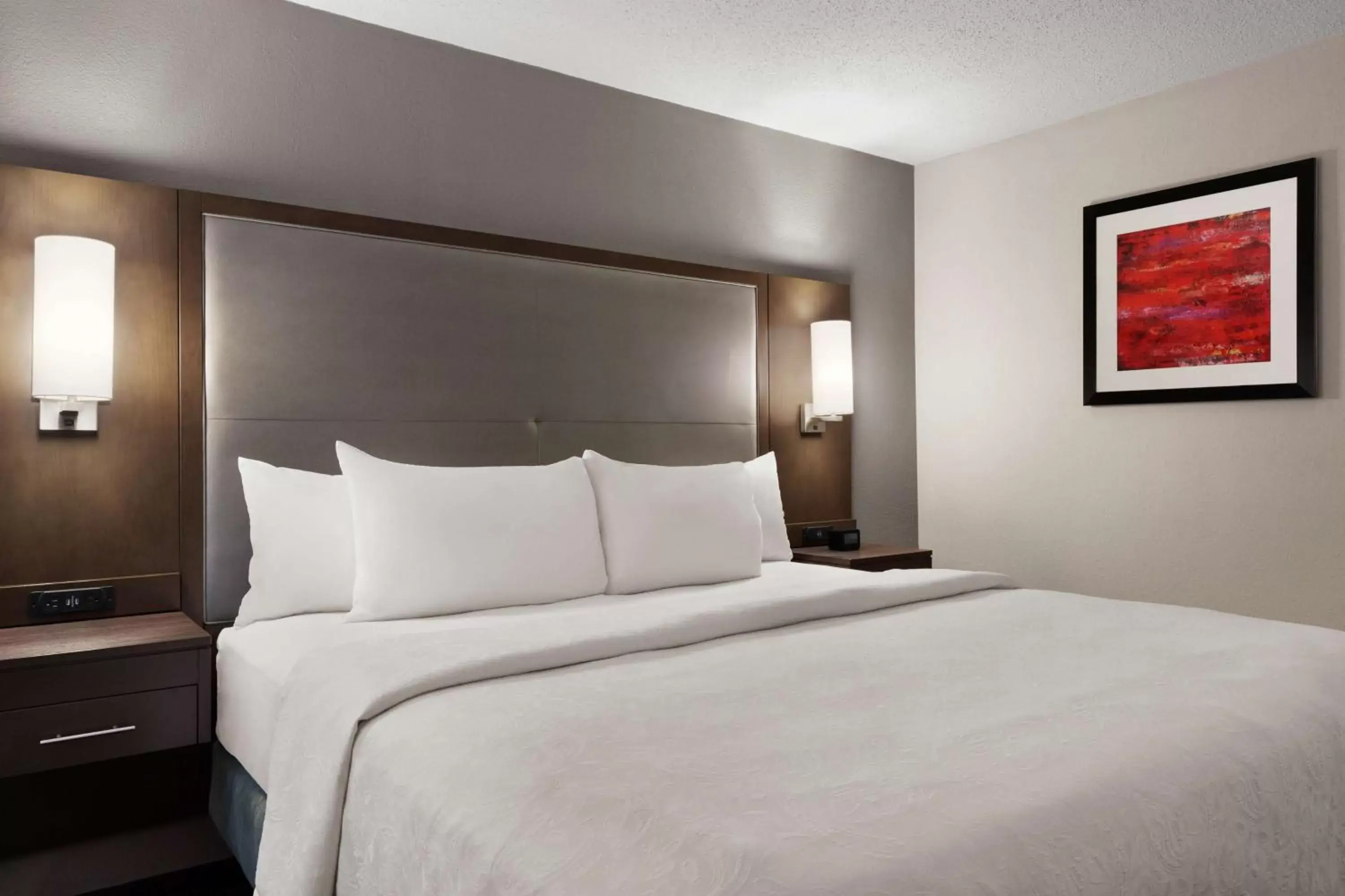 Bed in Homewood Suites Dallas-Addison