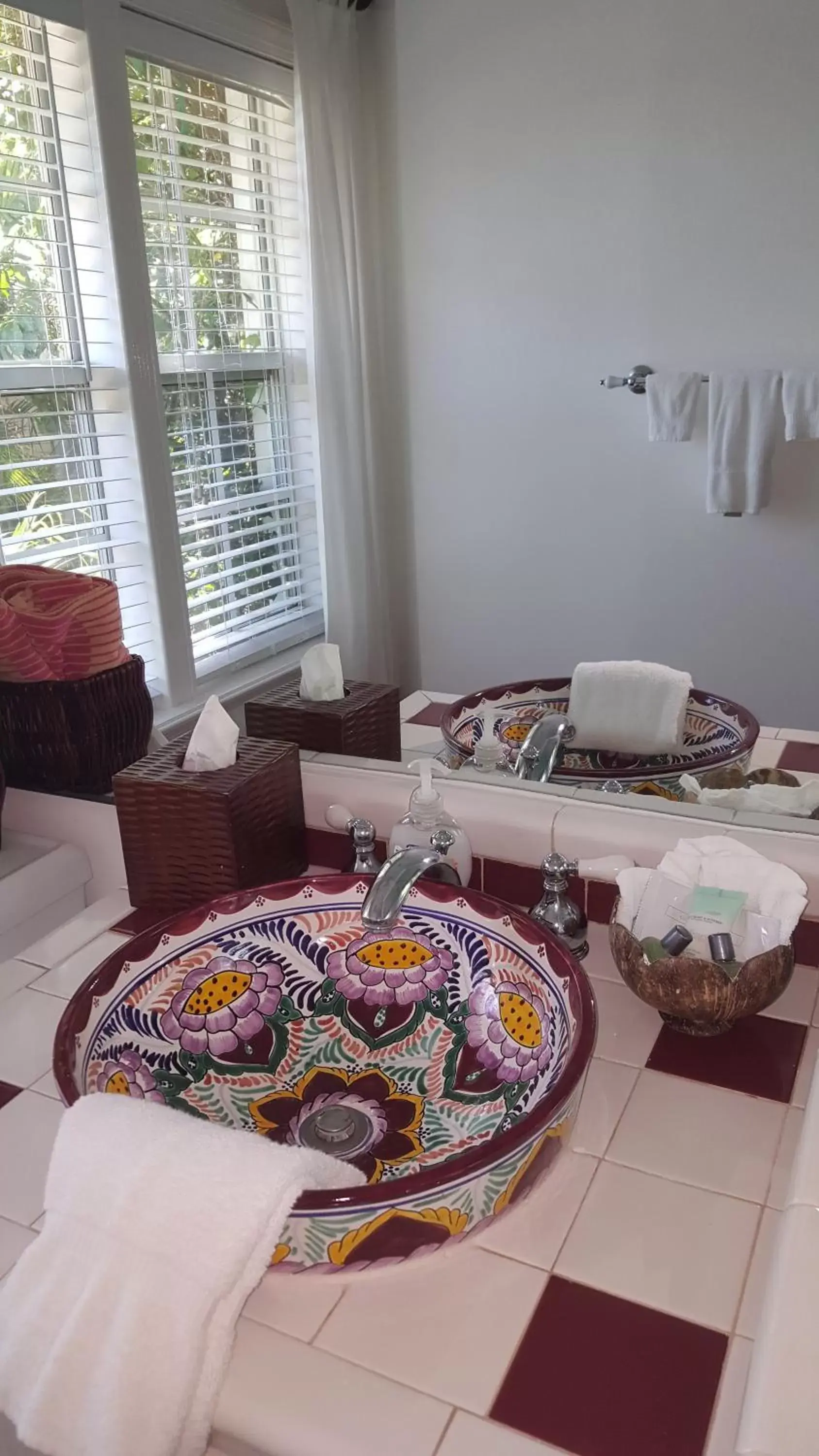 Bathroom in The Caribbean Court Boutique Hotel