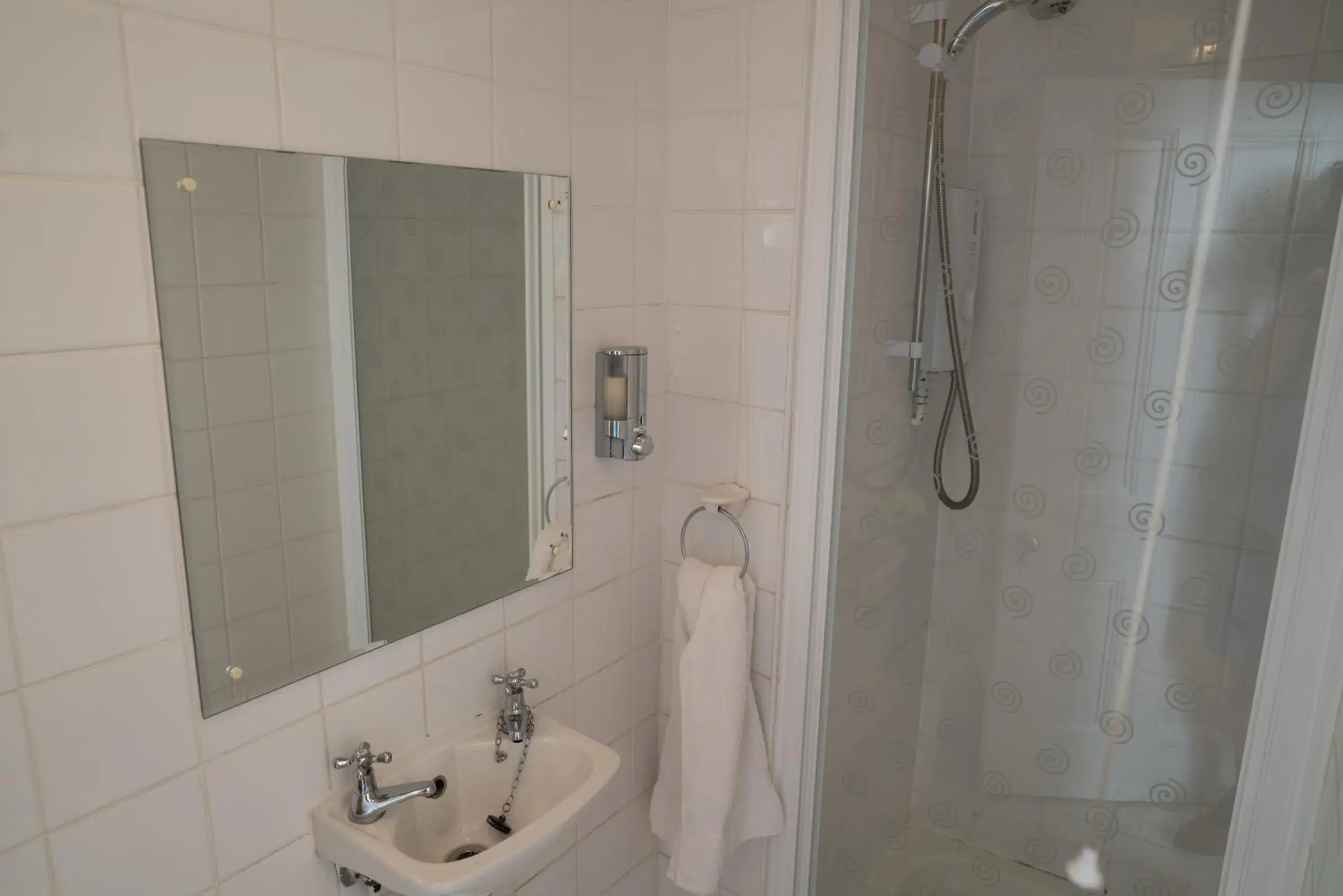 Bathroom in Llandudno Hostel