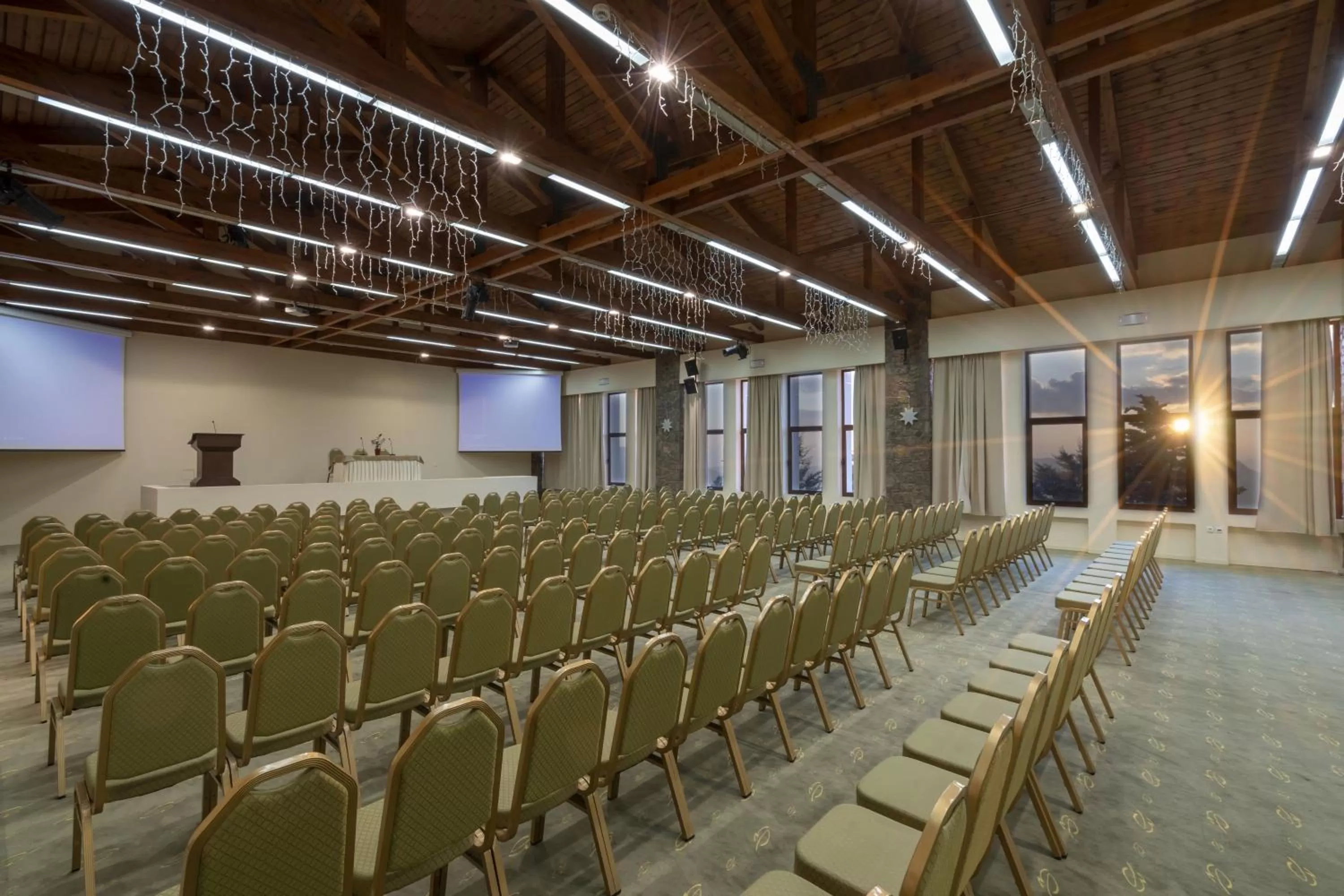 Banquet/Function facilities in Anemolia Mountain Resort