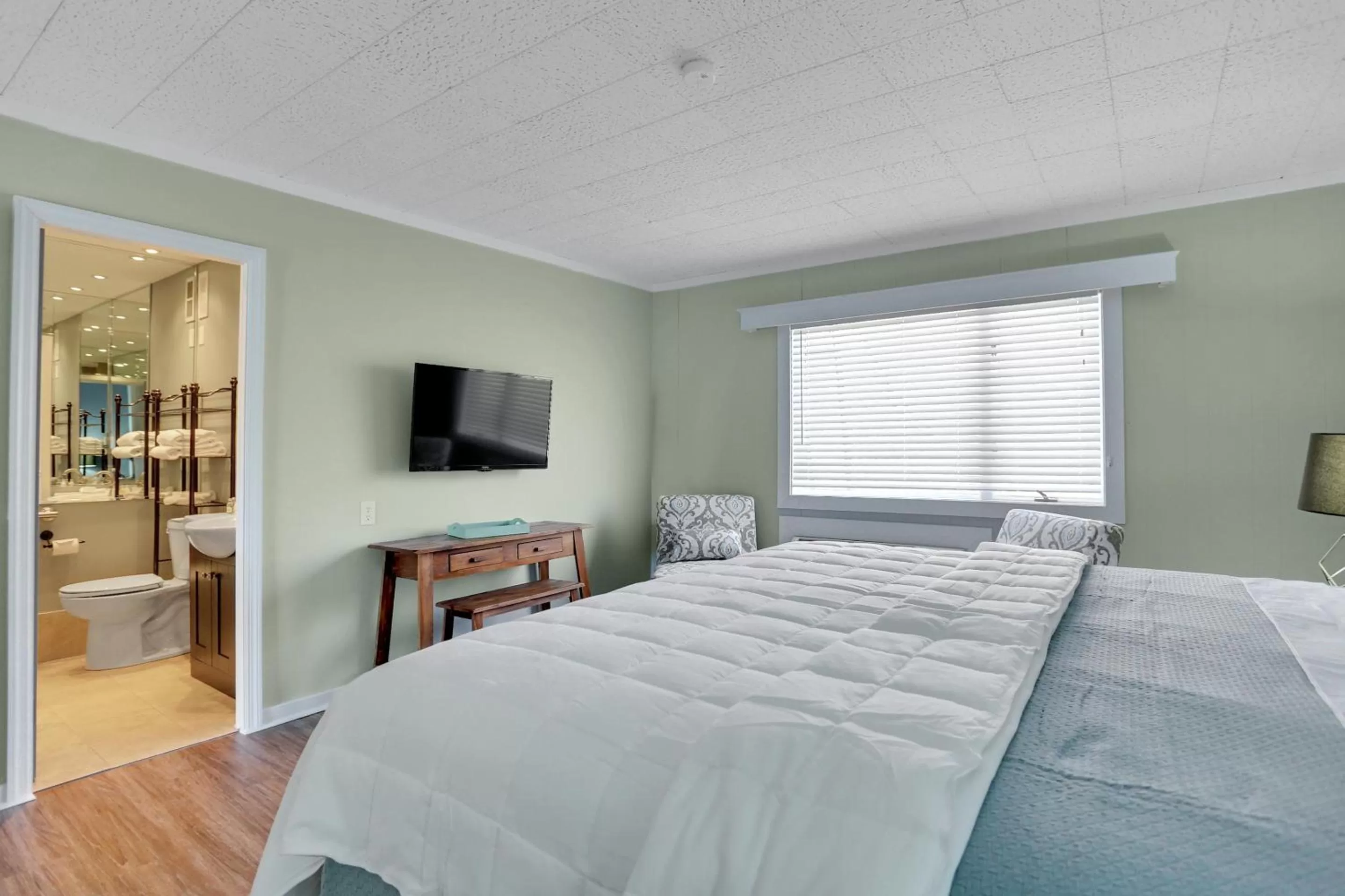 Bed in Allenberry Resort