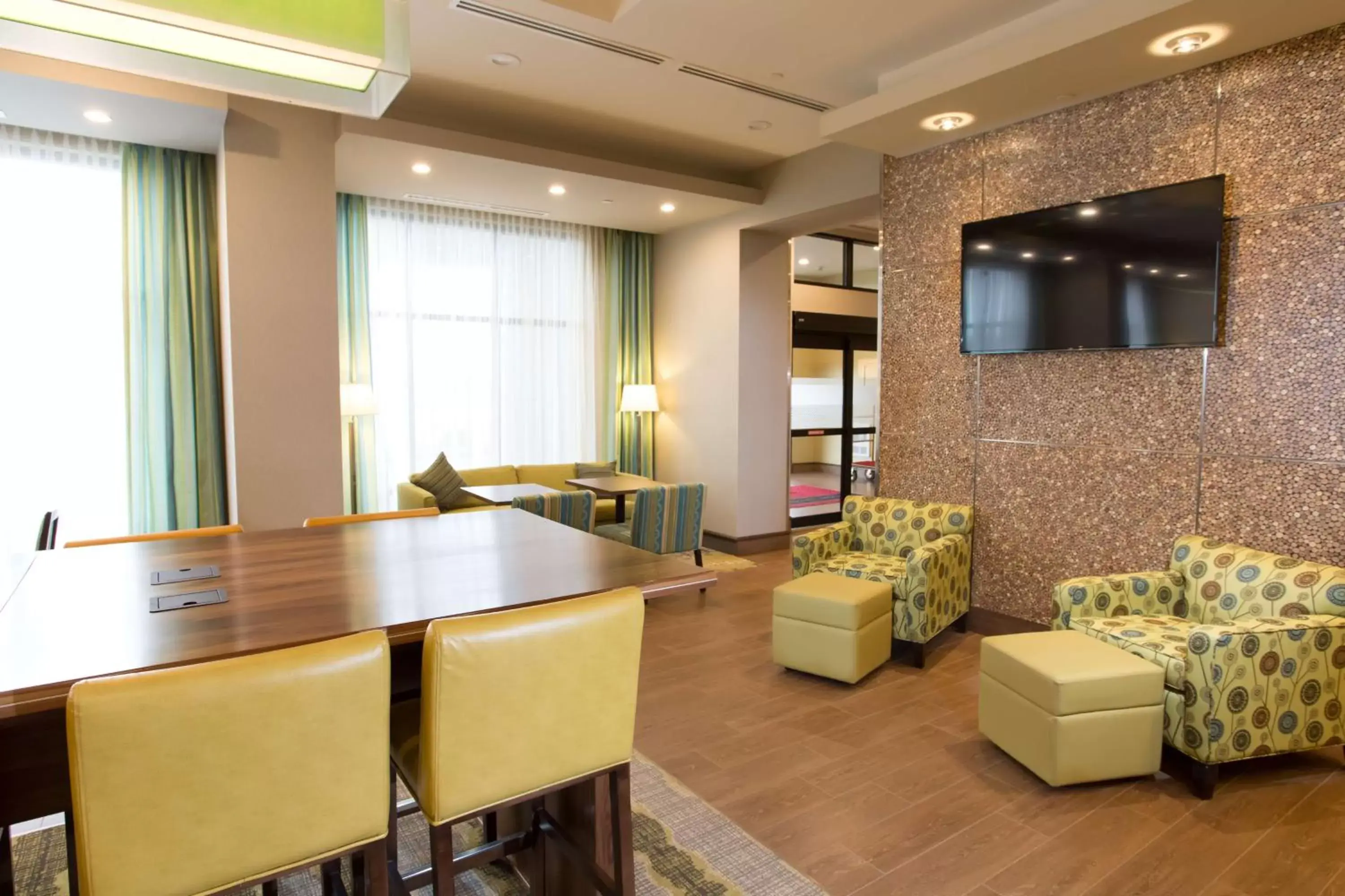 Lobby or reception in Hampton Inn by Hilton Lloydminster Lobby or reception in Hampton Inn by Hilton Lloydminster