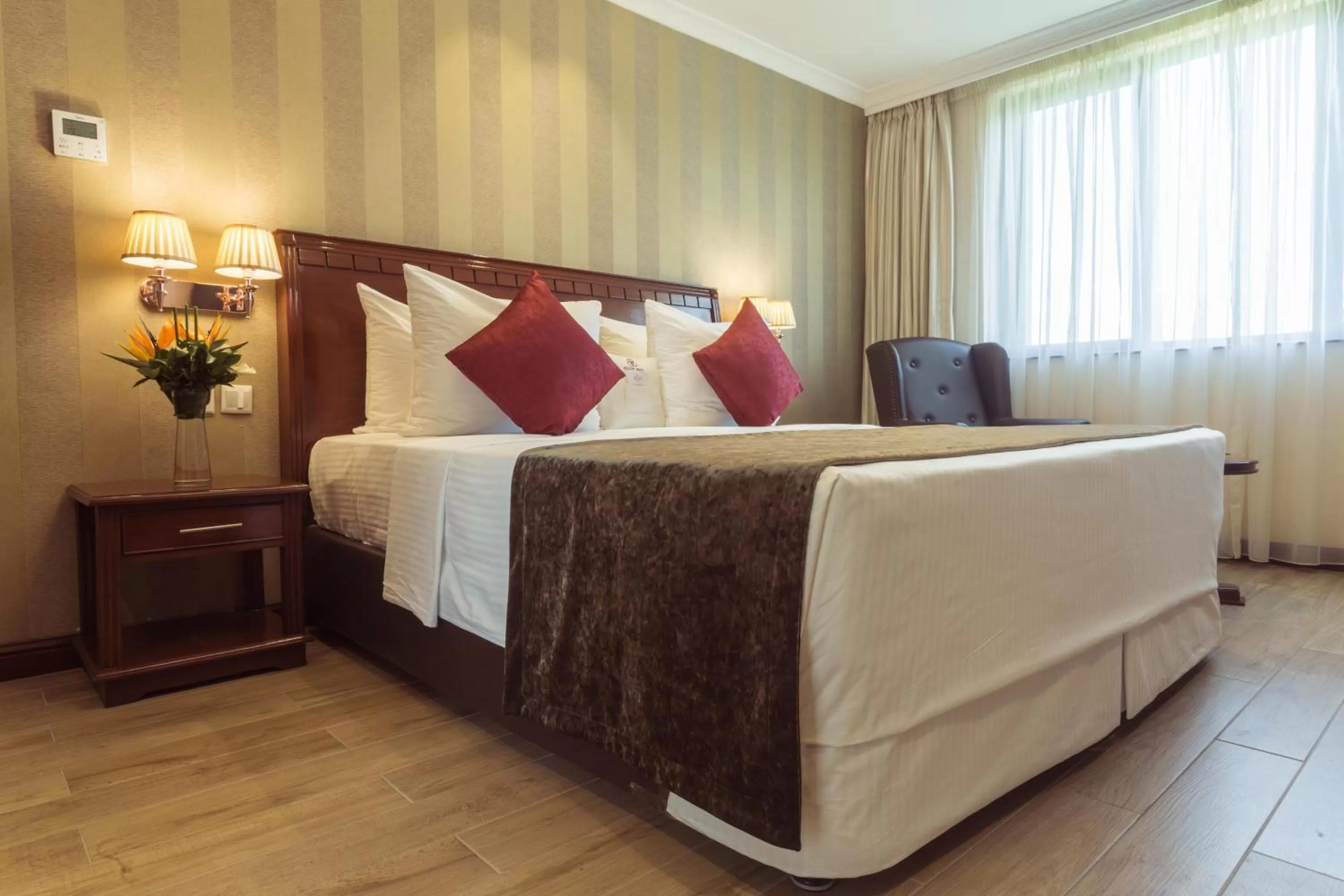 Bed in Sarova Woodlands Hotel and Spa