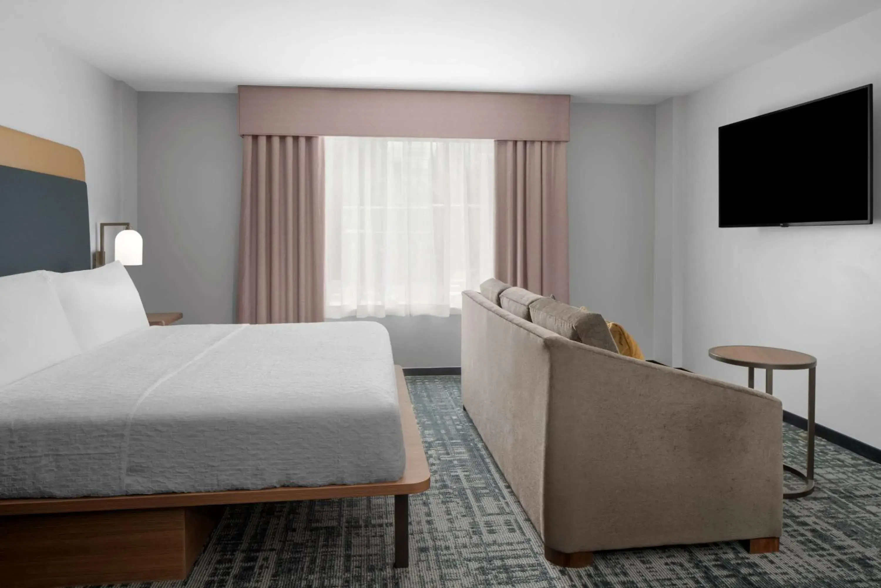 Living room, Bed in Homewood Suites By Hilton Charlotte Uptown First Ward Living room, Bed in Homewood Suites By Hilton Charlotte Uptown First Ward