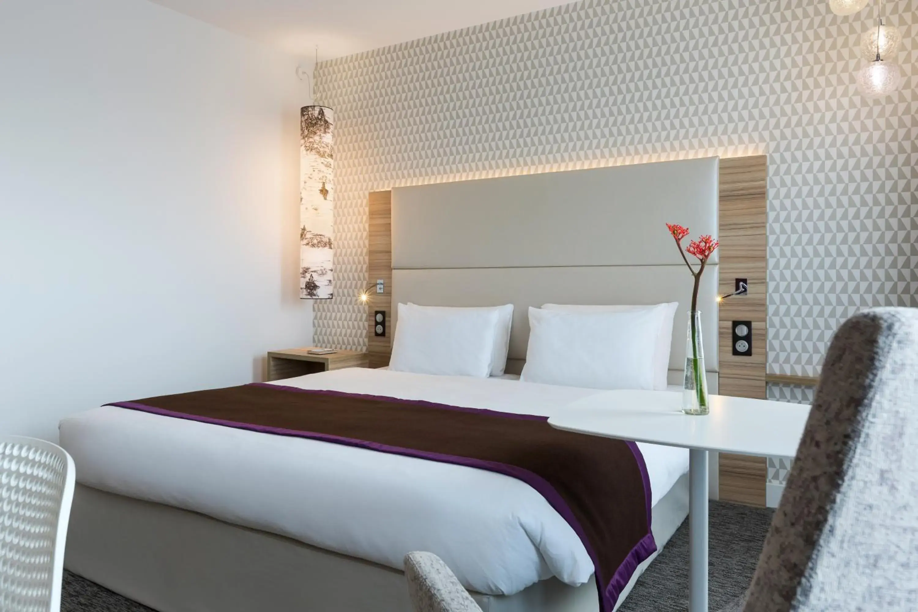 Bedroom, Bed in Hotel Mercure Paris Orly Rungis