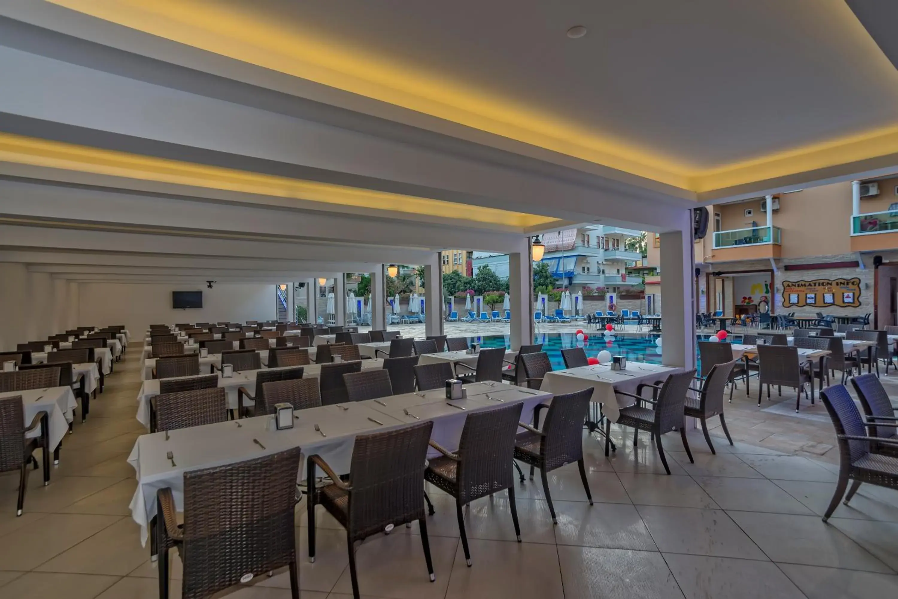 Restaurant/Places to Eat in Tac Premier Hotel & Spa