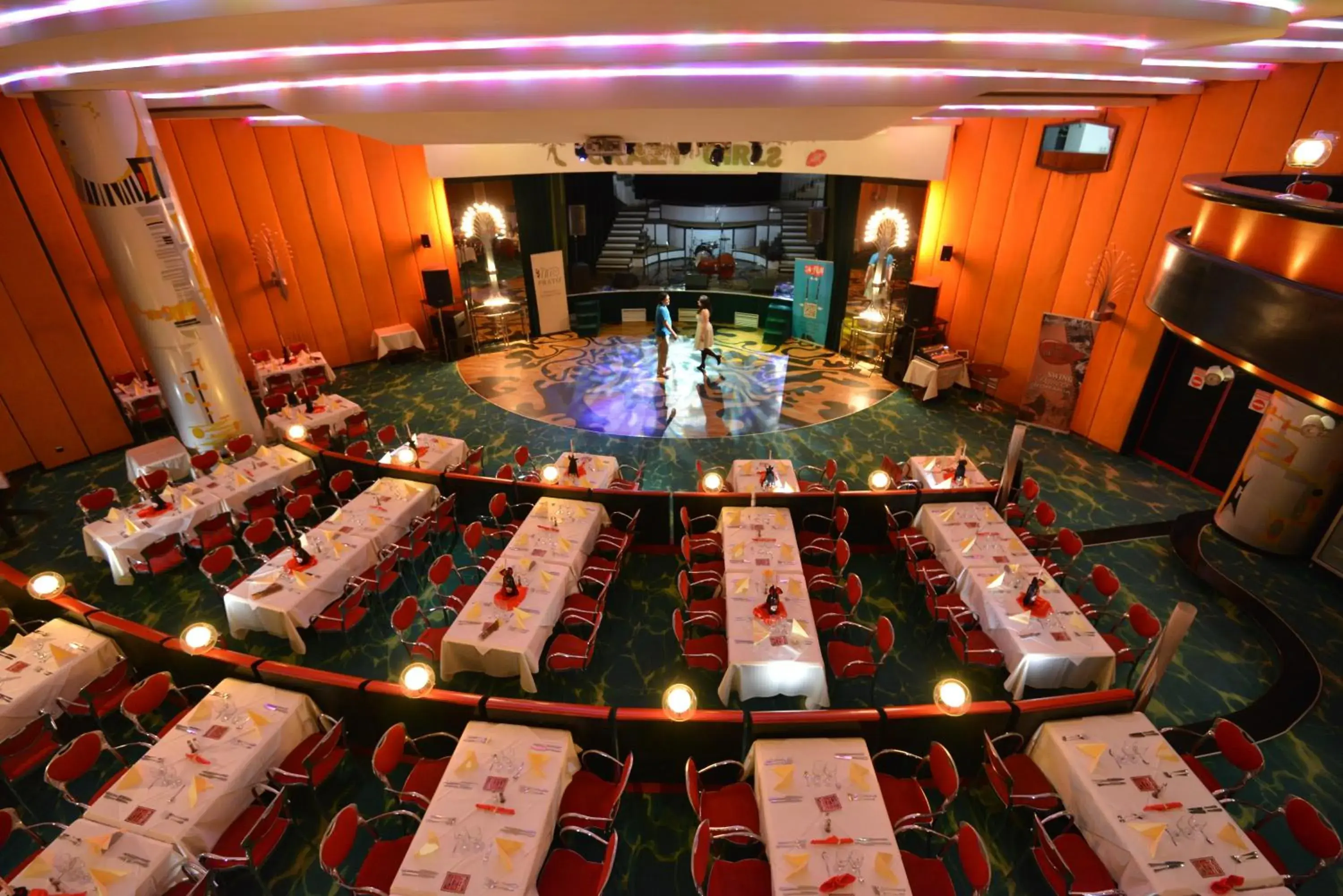 Restaurant/places to eat in Hotel Aro Palace Restaurant/places to eat in Hotel Aro Palace