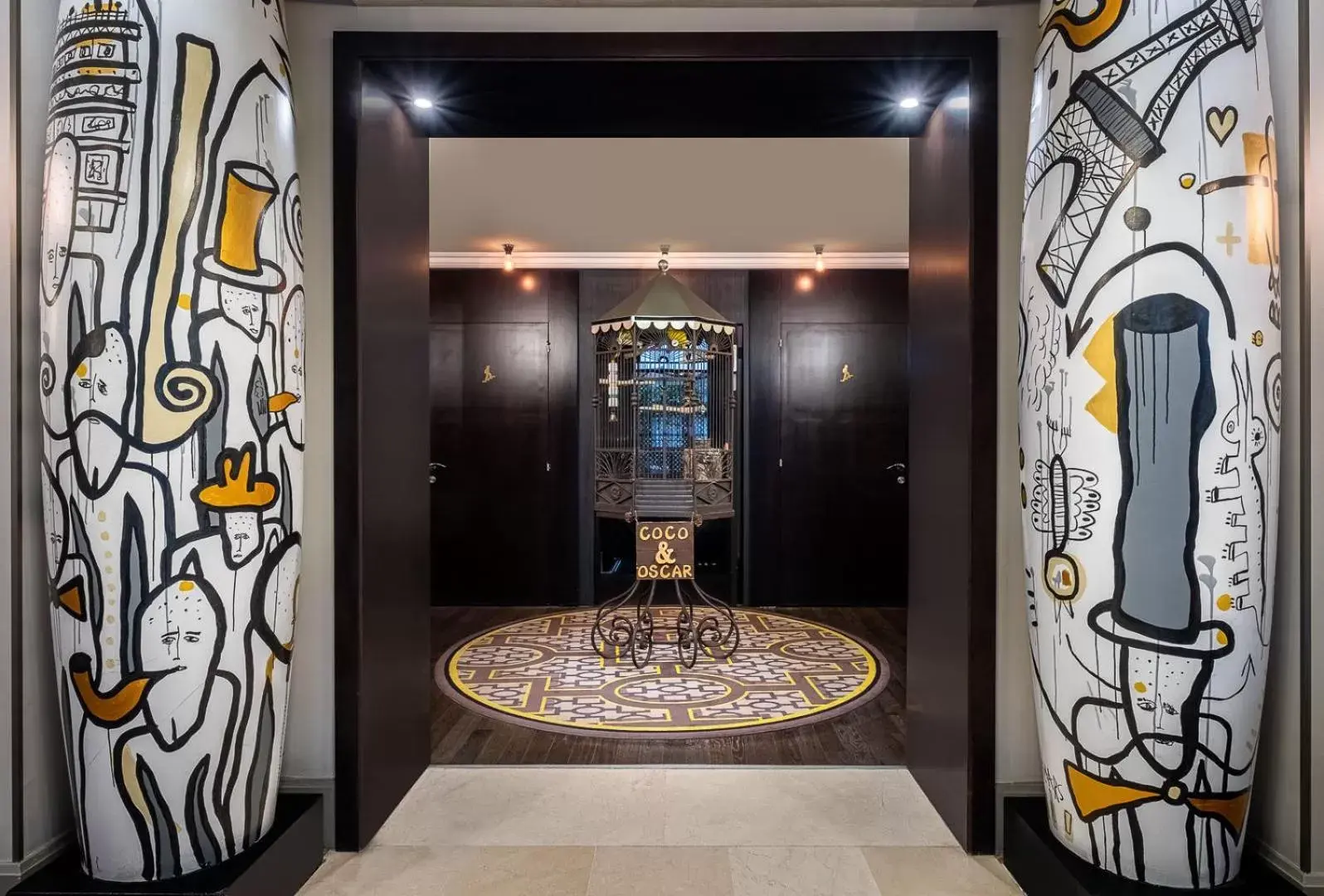 Lobby or reception in Hôtel Le Marquis by Inwood Hotels