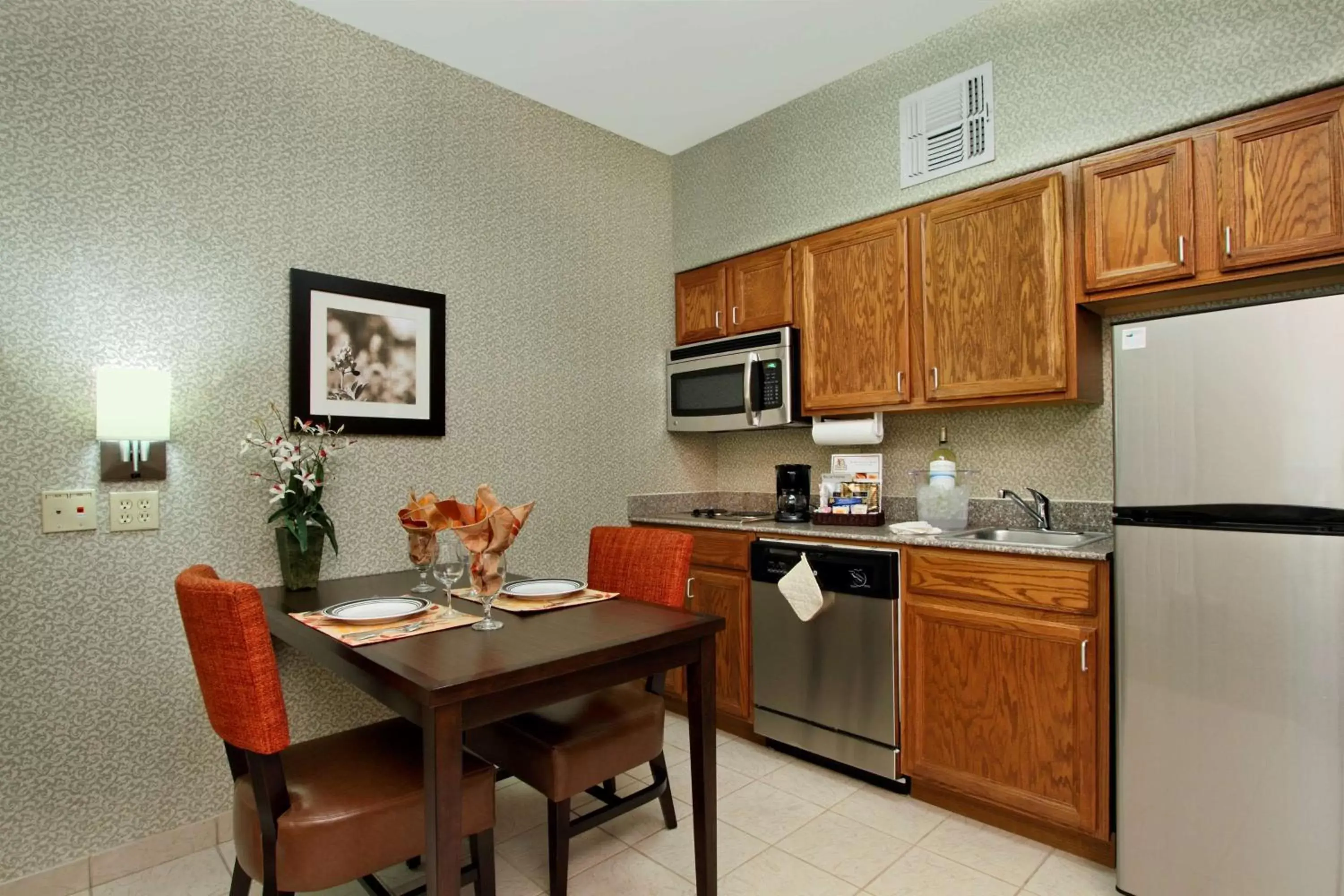 Kitchen or kitchenette, Kitchen/Kitchenette in Homewood Suites by Hilton Houston-Woodlands-Shenandoah