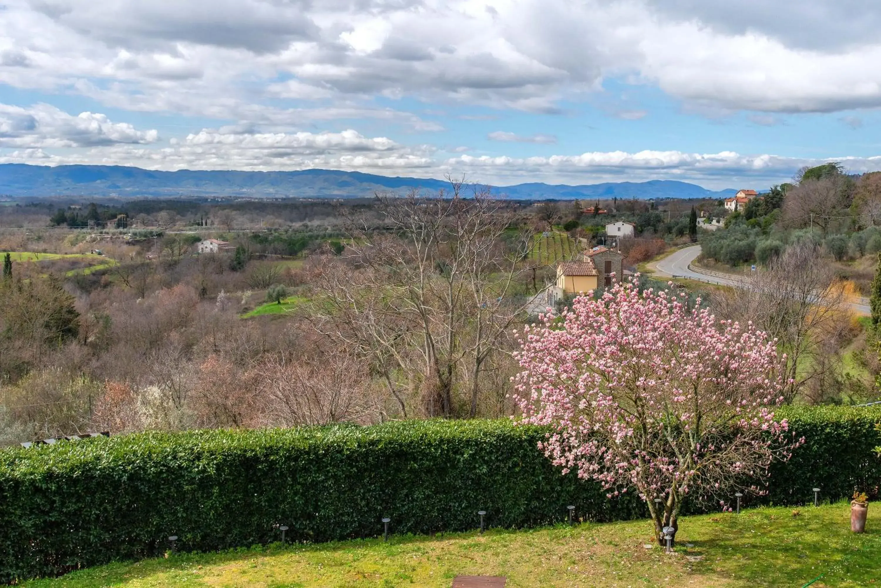 Street view in Villa Cassia di Baccano