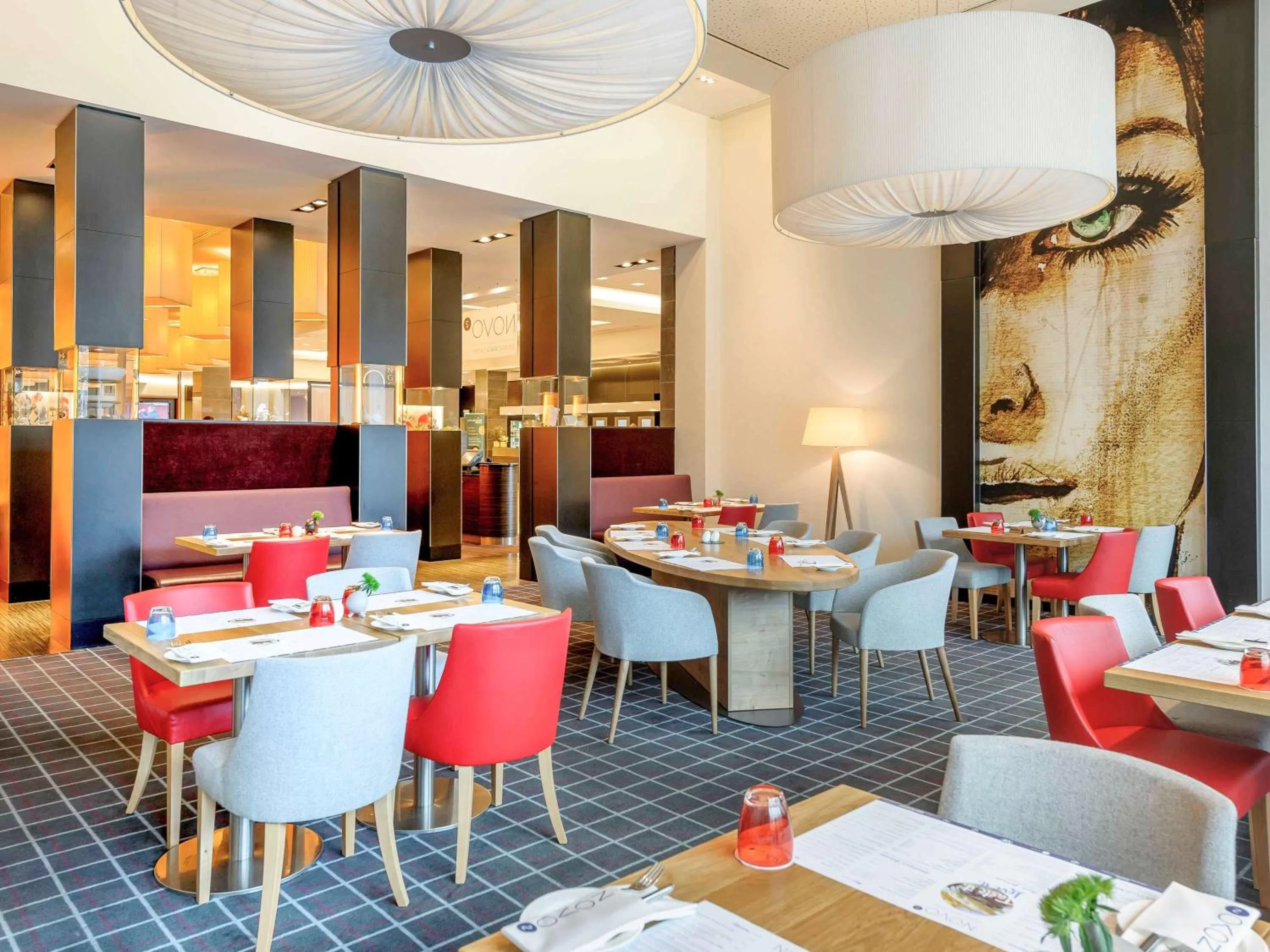 Restaurant/places to eat in Novotel Berlin Am Tiergarten