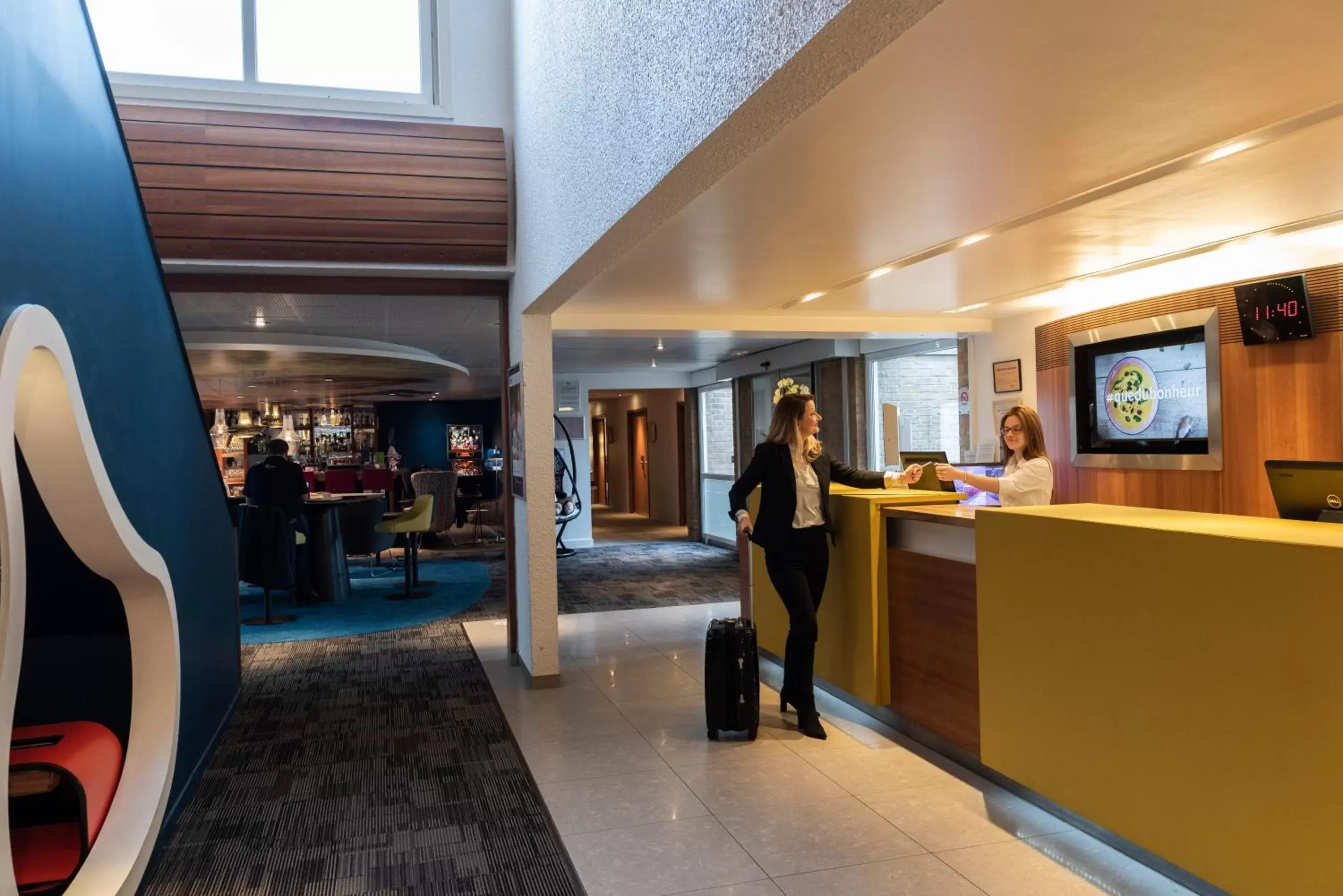 People, Lobby/Reception in Hôtel Novotel Valenciennes