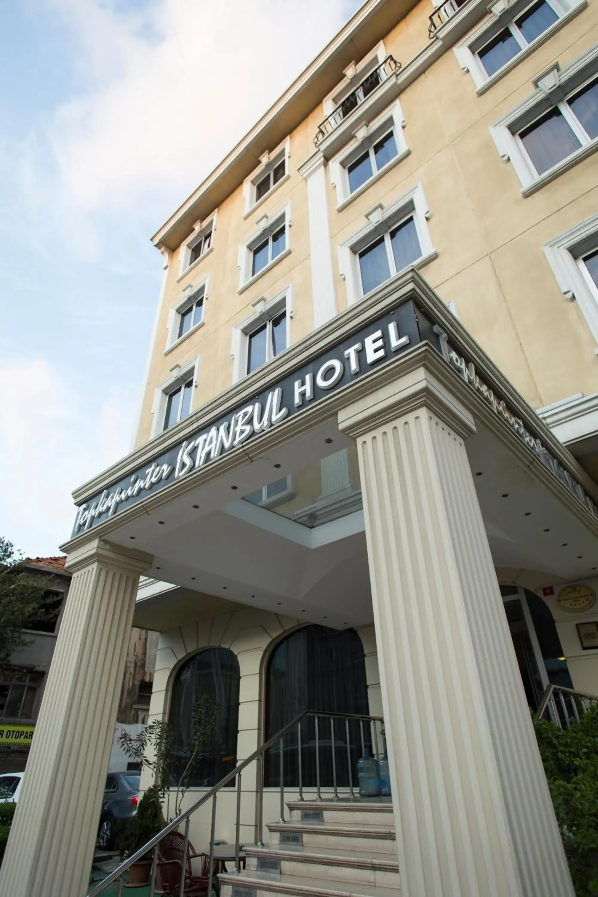 Facade/entrance in Topkapi Inter Istanbul Hotel