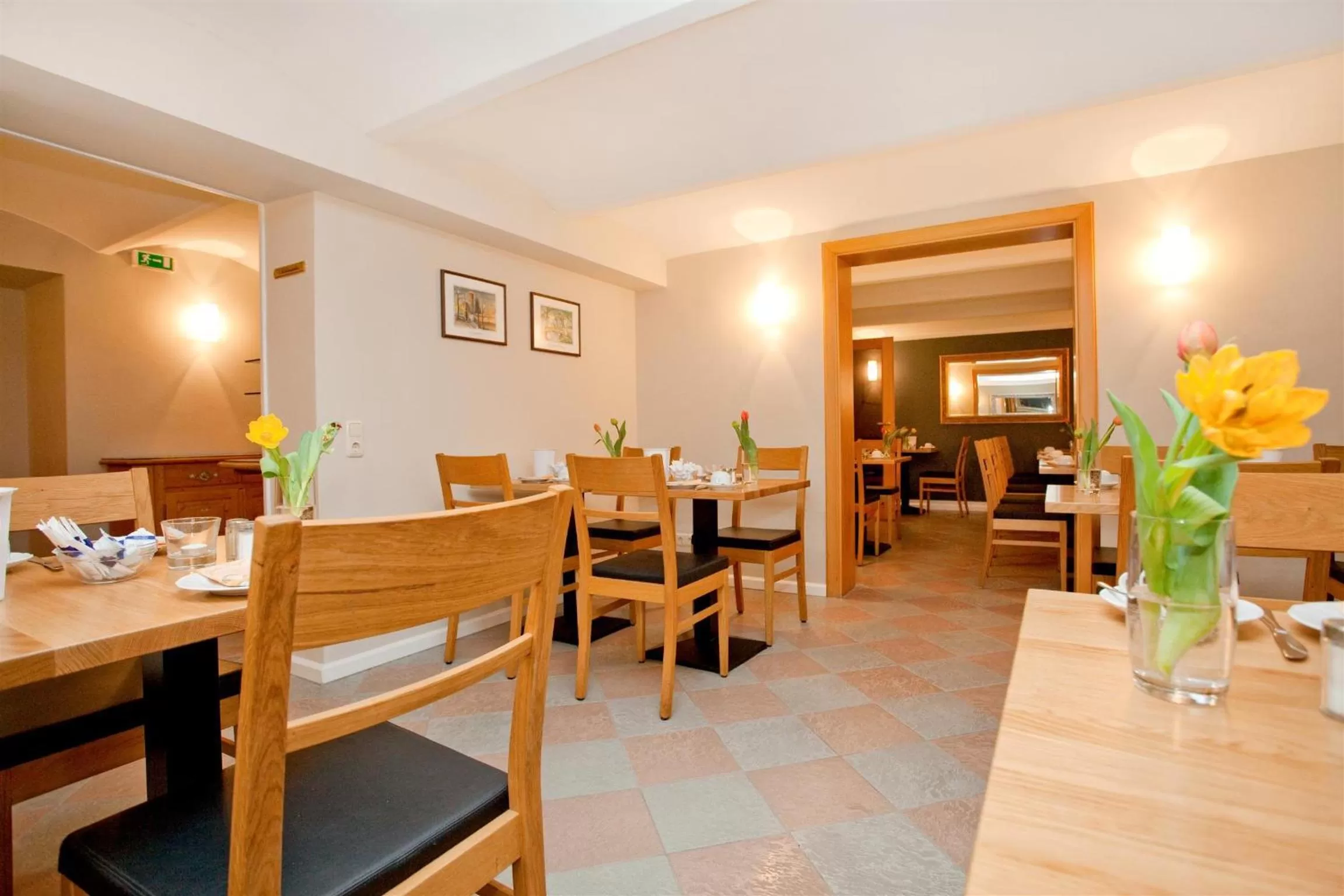 Restaurant/places to eat in Hotel Garni Getreuer Eckart