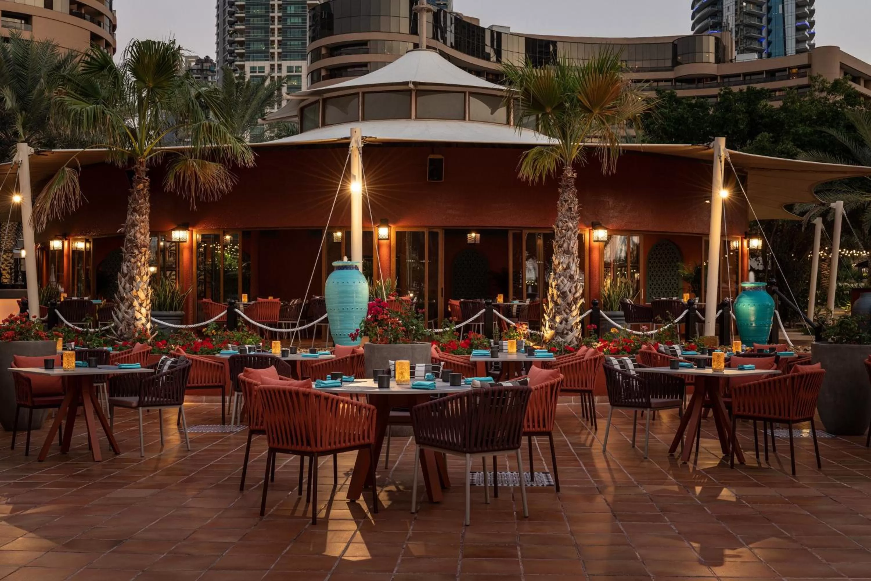 Restaurant/places to eat in Le Royal Meridien Beach Resort & Spa Dubai