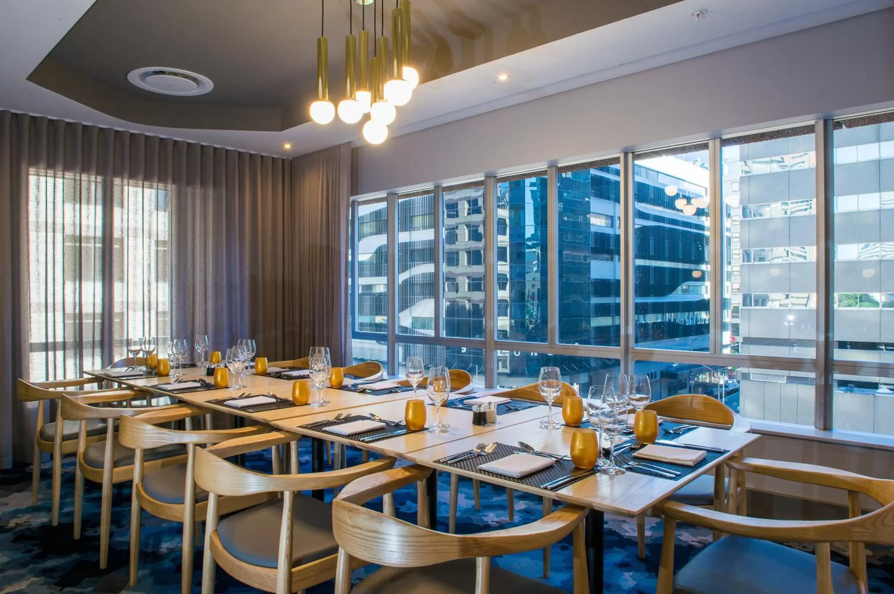 Restaurant/Places to Eat in Pullman Cape Town City Centre