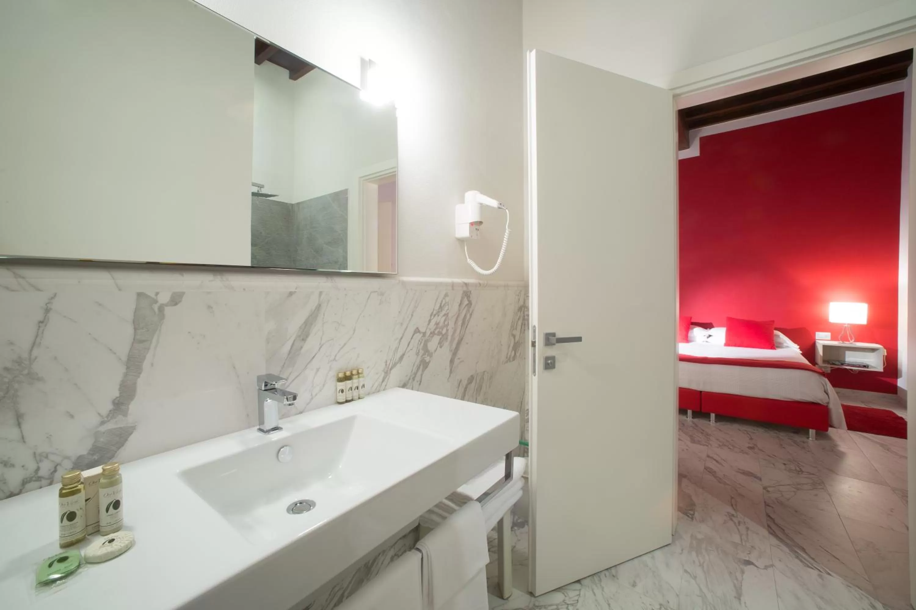 Bathroom in Hotel Boston