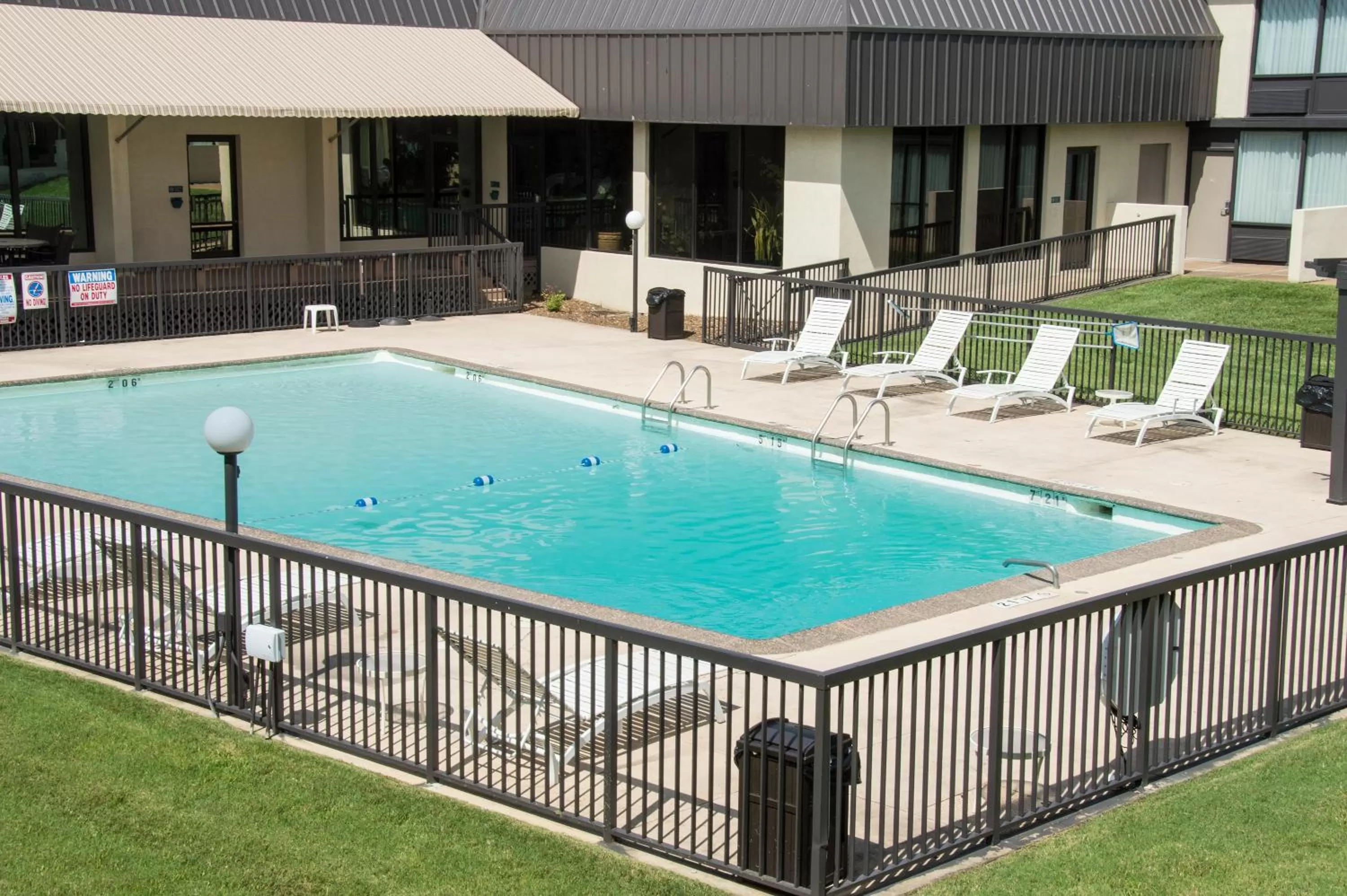 Swimming pool in Days Inn by Wyndham Pittsburg KS